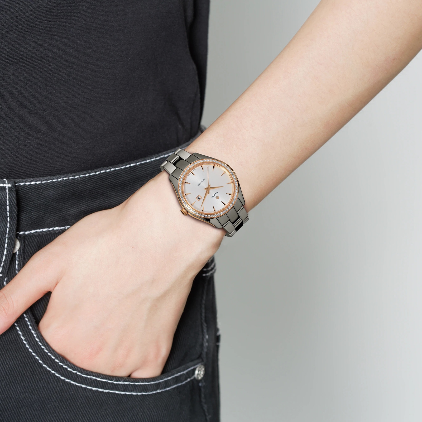 Replica Rado HyperChrome Automatic Diamonds 36mm Ladies details R32052012