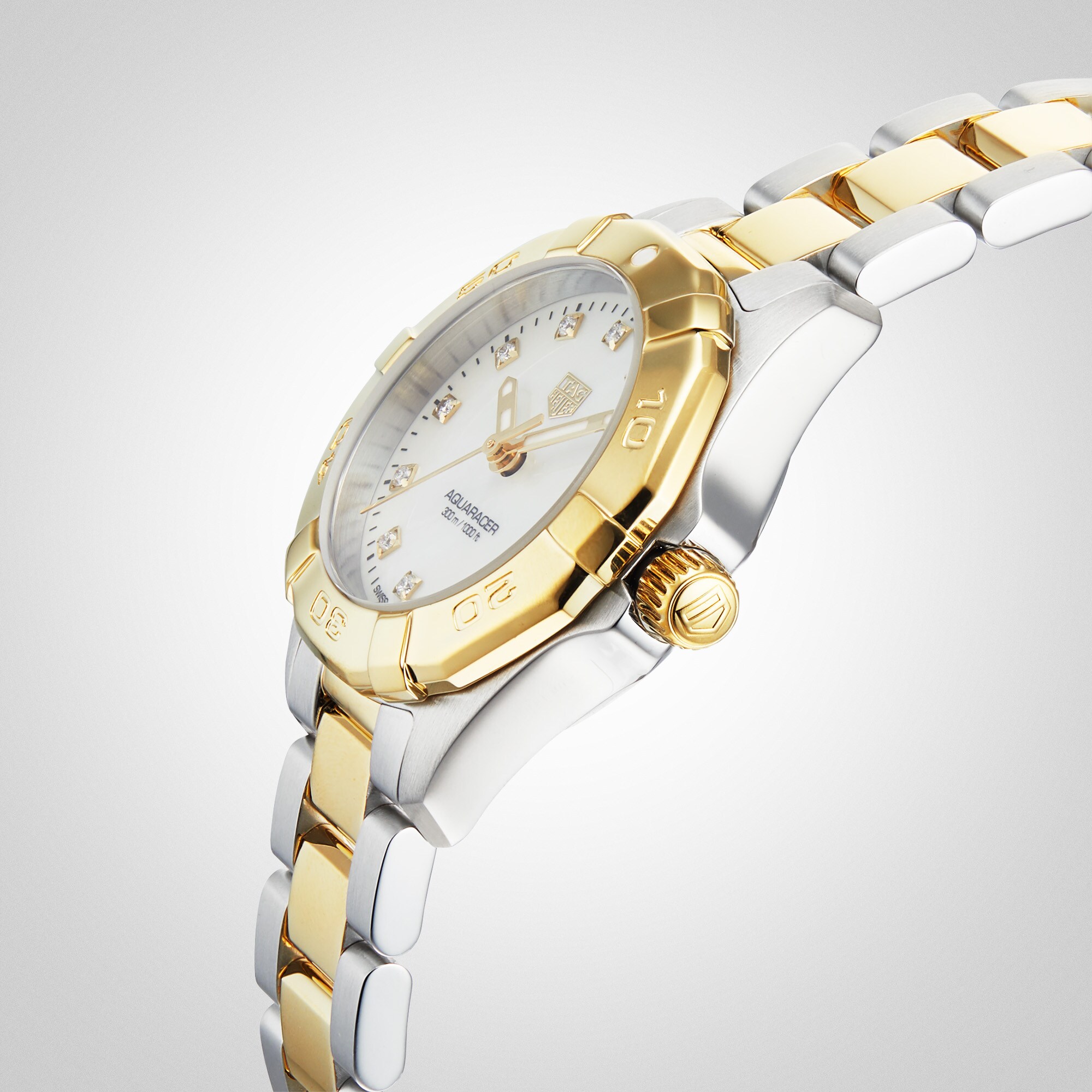 Replica TAG Heuer Aquaracer 300M 27mm Quartz Ladies details WBD1422.BB0321 5 Replica TAG Heuer Aquaracer 300M 27mm Quartz Ladies details WBD1422.BB0321