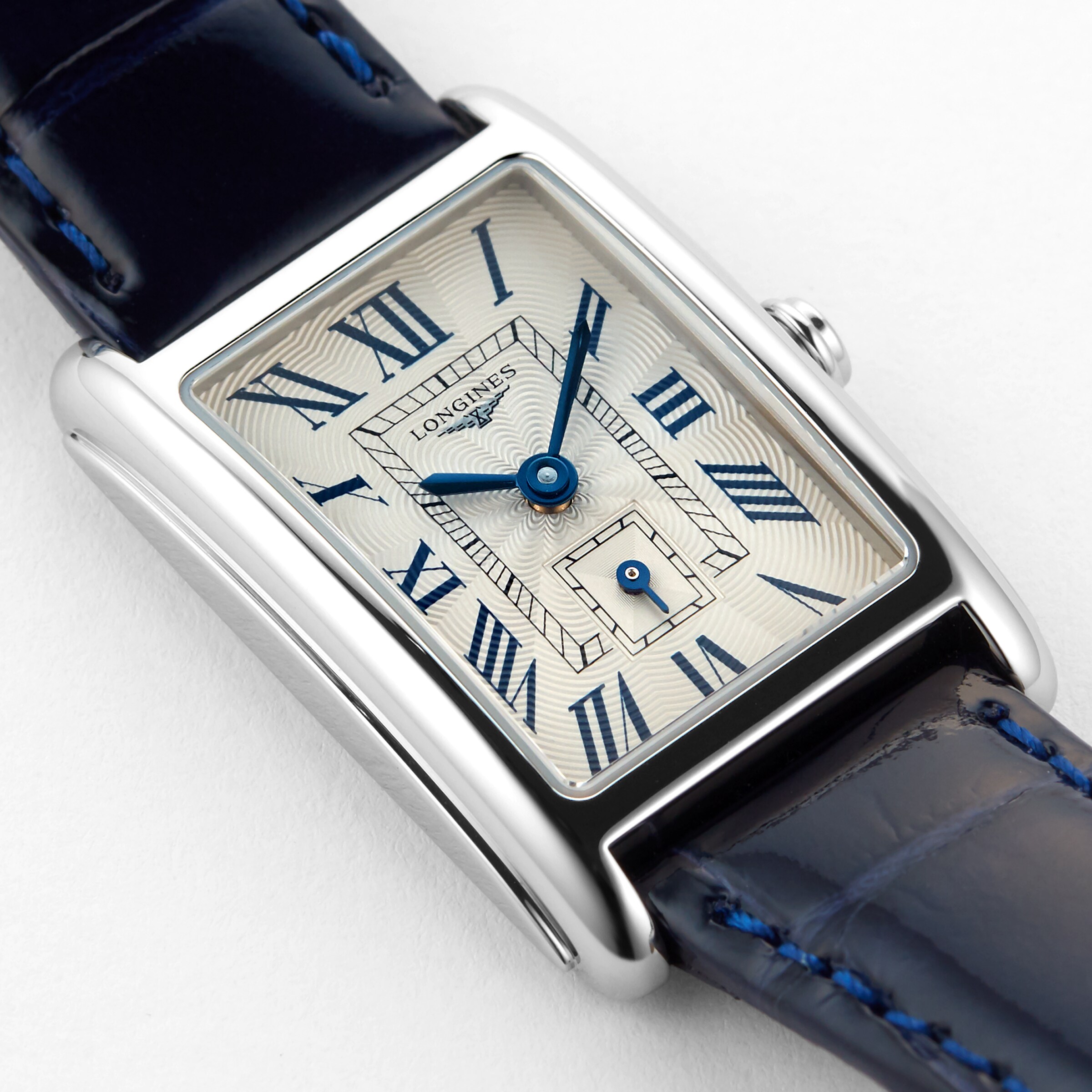 Replica Longines DolceVita 20.8x32mm Ladies details L52554717