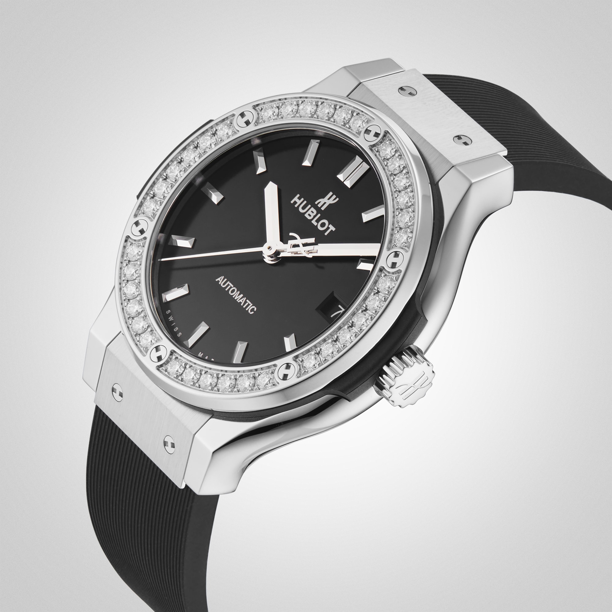 Replica Hublot Classic Fusion Titanium Diamonds 38mm 565.NX.1470.RX.1204