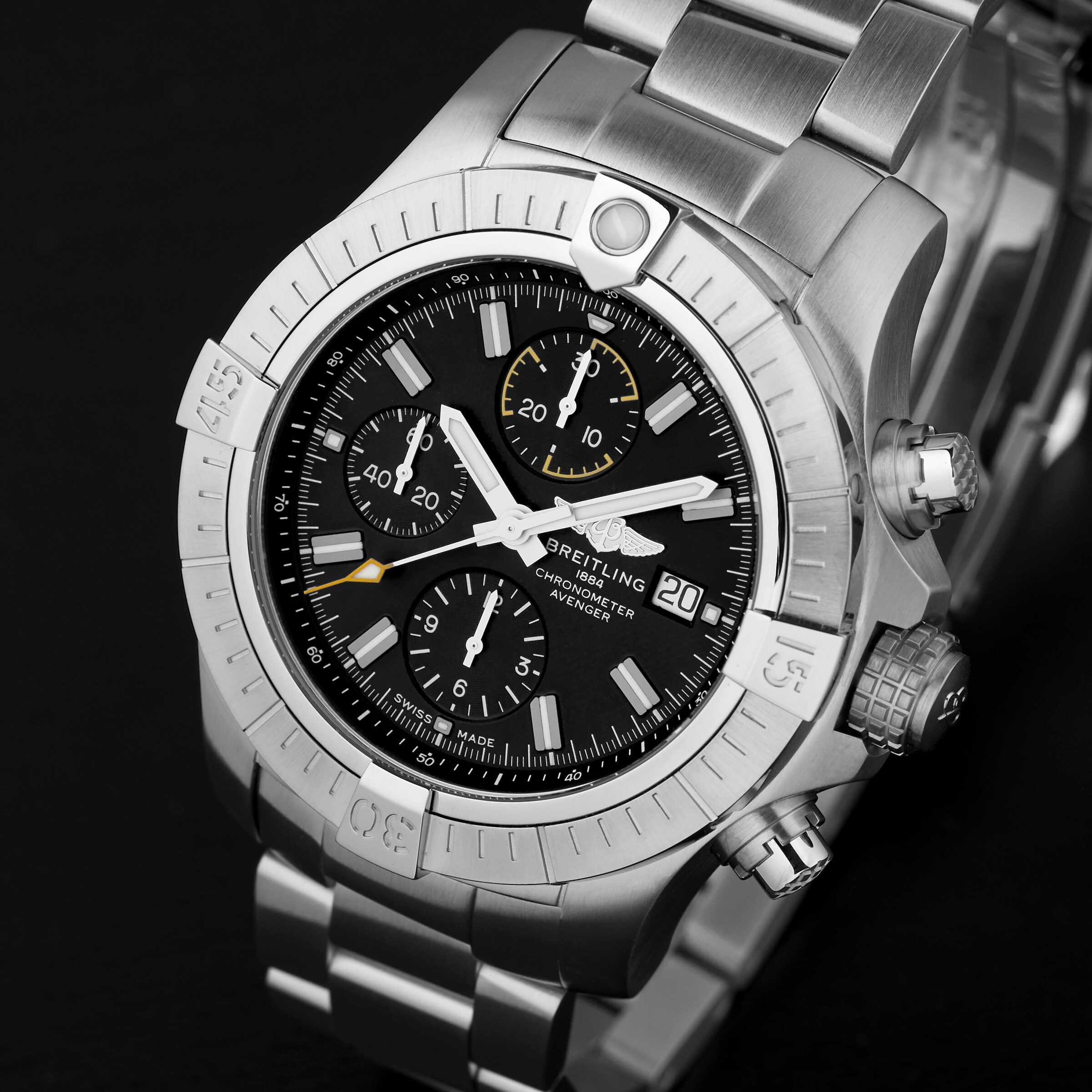 Replica Breitling Avenger Chronograph 45 Stainless Steel details A13317101B1A1
