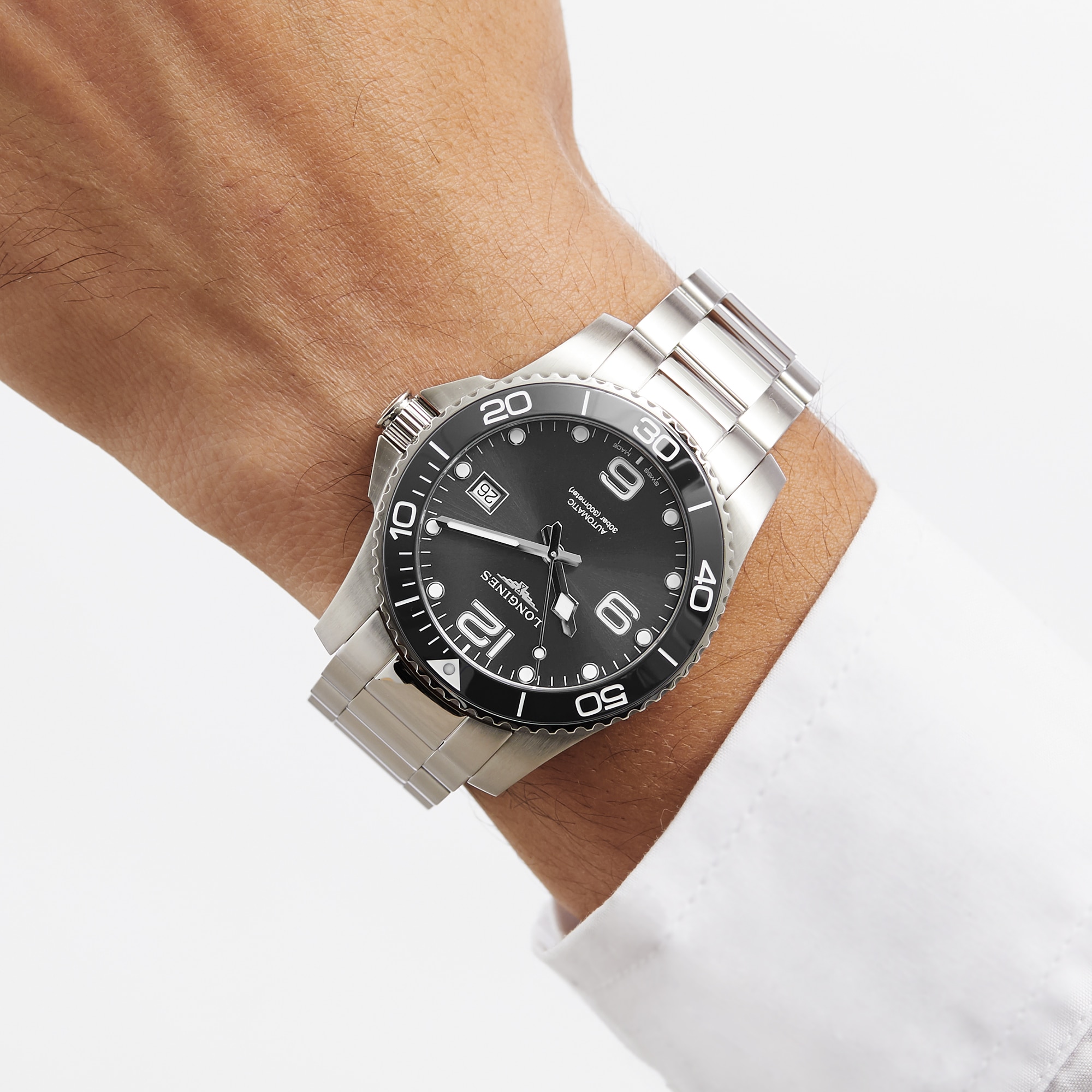 Replica Longines HydroConquest 41mm Mens details L37814566