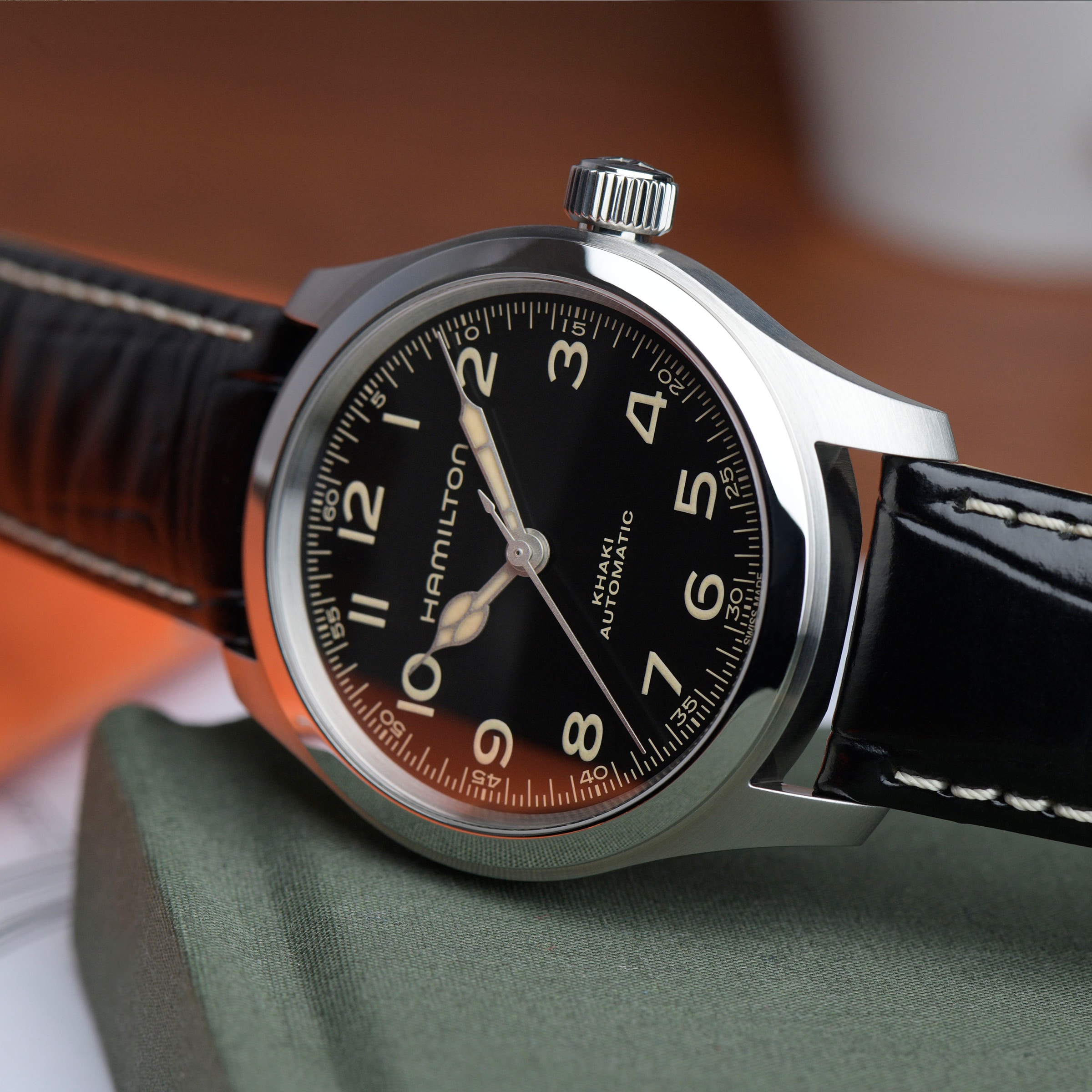 Replica Hamilton Khaki Field Murph 38mm Unisex details H70405730