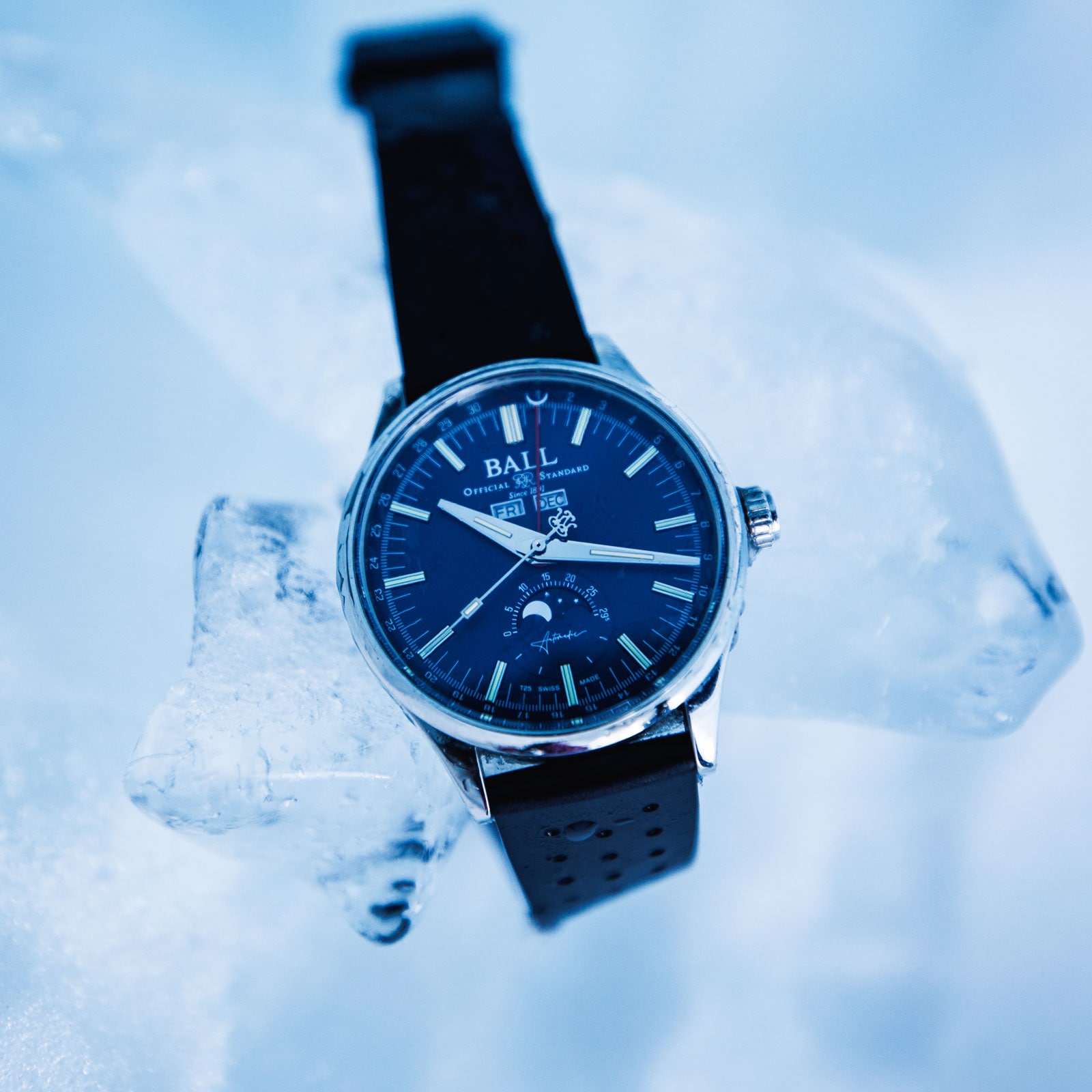 Replica BALL Engineer II Moon Calendar 40mm Limited Edition Mens details Blue NM3016C-S1J-BE