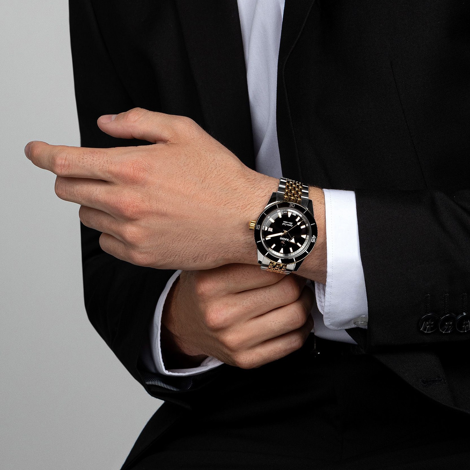 Replica Rado Captain Cook Automatic 42mm Mens details R32138153