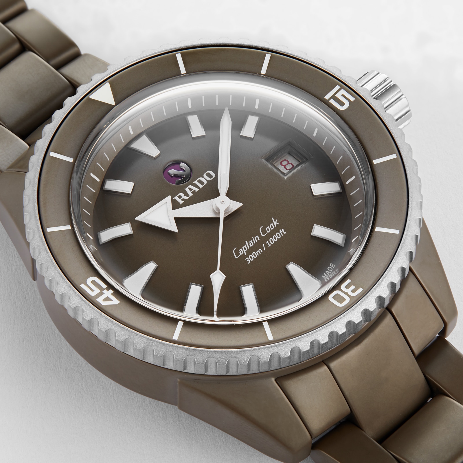 Replica Rado Captain Cook High-Tech Ceramic Diver R32130312