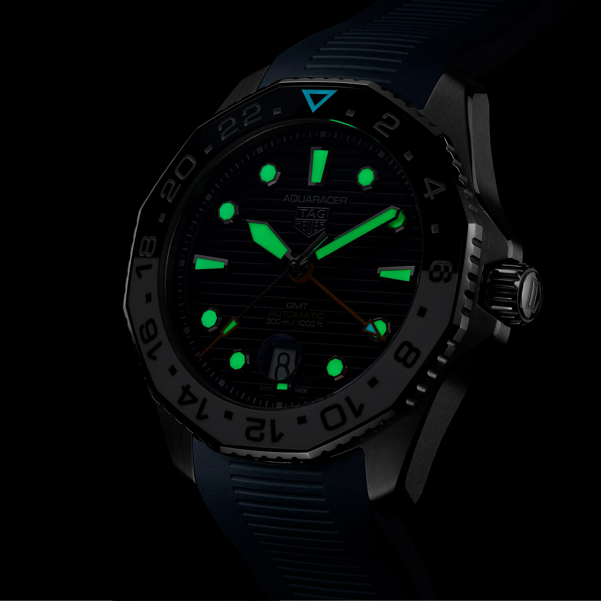 Replica TAG Heuer Aquaracer Professional 300 GMT 43mm Mens details Rubber WBP2010.FT6198 5 Replica TAG Heuer Aquaracer Professional 300 GMT 43mm Mens details Rubber WBP2010.FT6198
