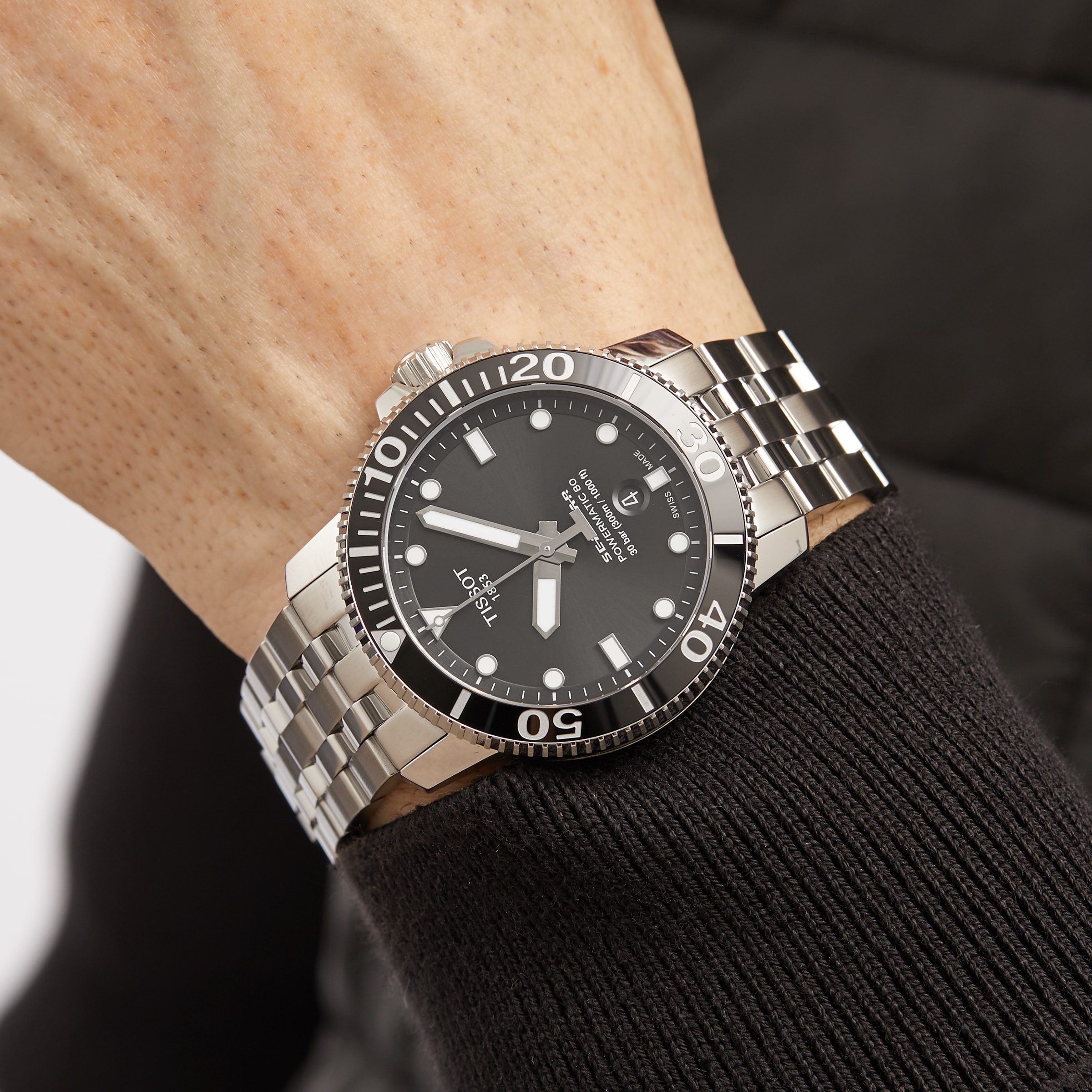 Replica Tissot T-Sport Seastar 1000 43mm Mens details T1204071105100 5 Replica Tissot T-Sport Seastar 1000 43mm Mens details T1204071105100