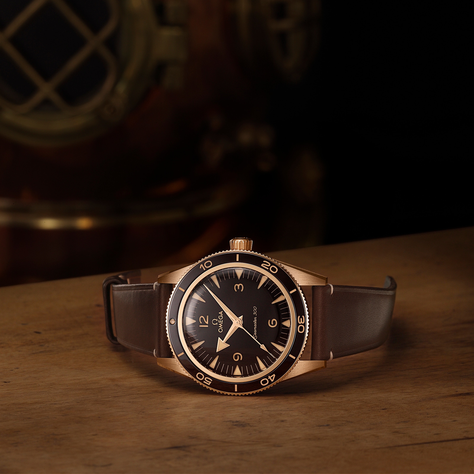 Replica Omega Seamaster 300 Co-Axial Master Chronometer 41mm Bronze Gold O23492412110001 5 Replica Omega Seamaster 300 Co-Axial Master Chronometer 41mm Bronze Gold O23492412110001