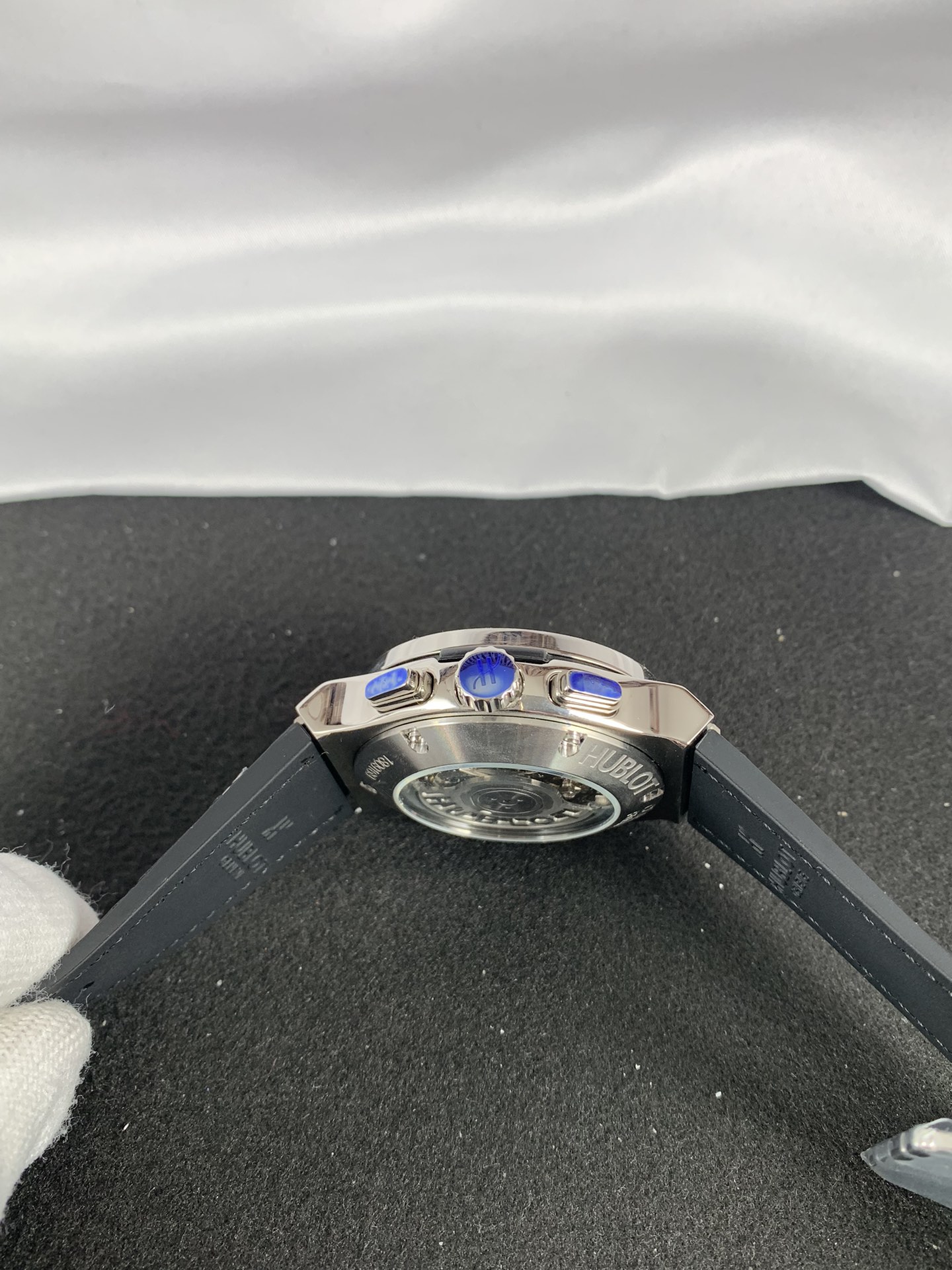Replica Hublot Men Classic Fusion 45 511.NX.1171.RX