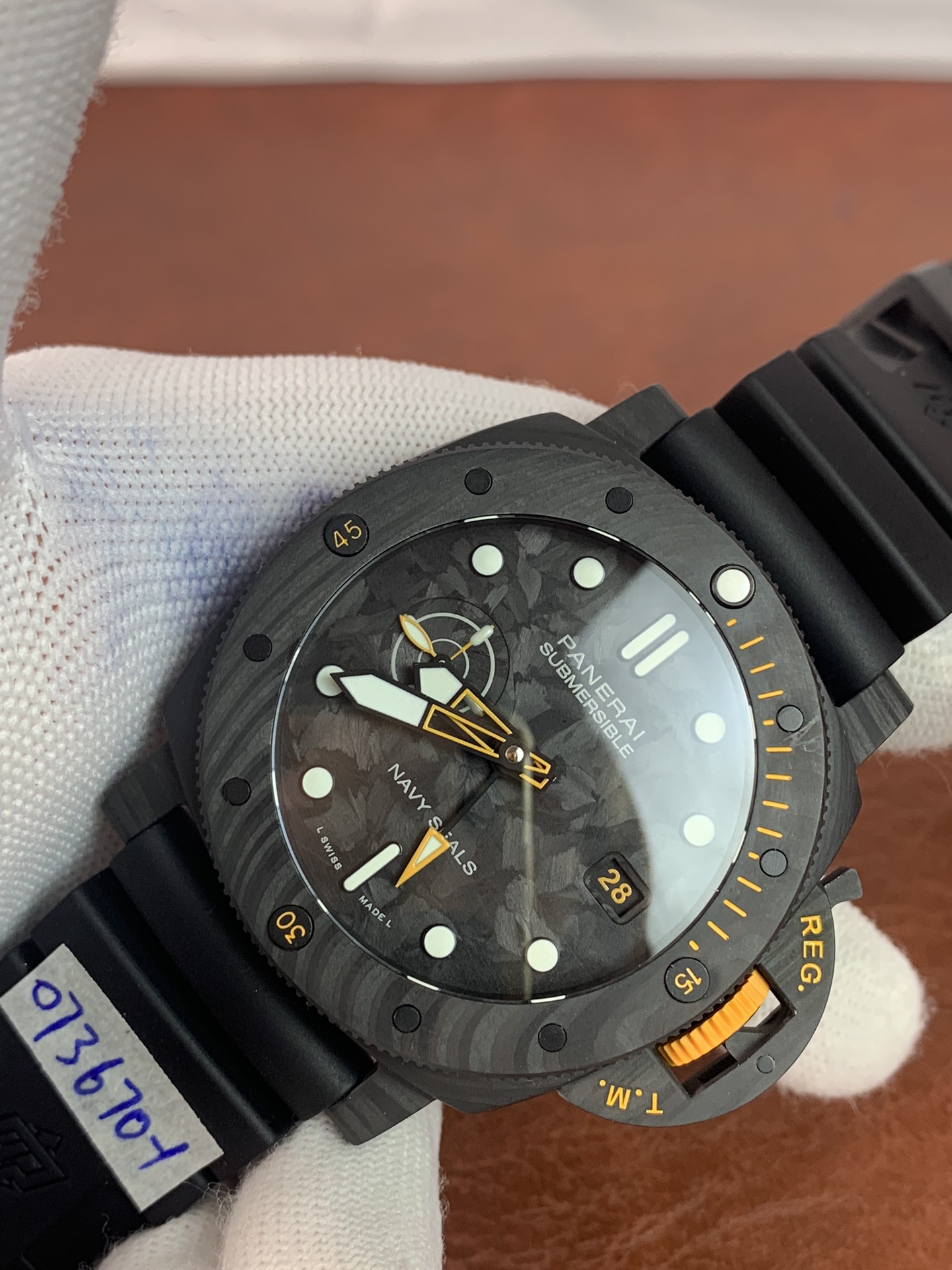 Replica Panerai Men Luminor PAM1324 6 Replica Panerai Men Luminor PAM1324