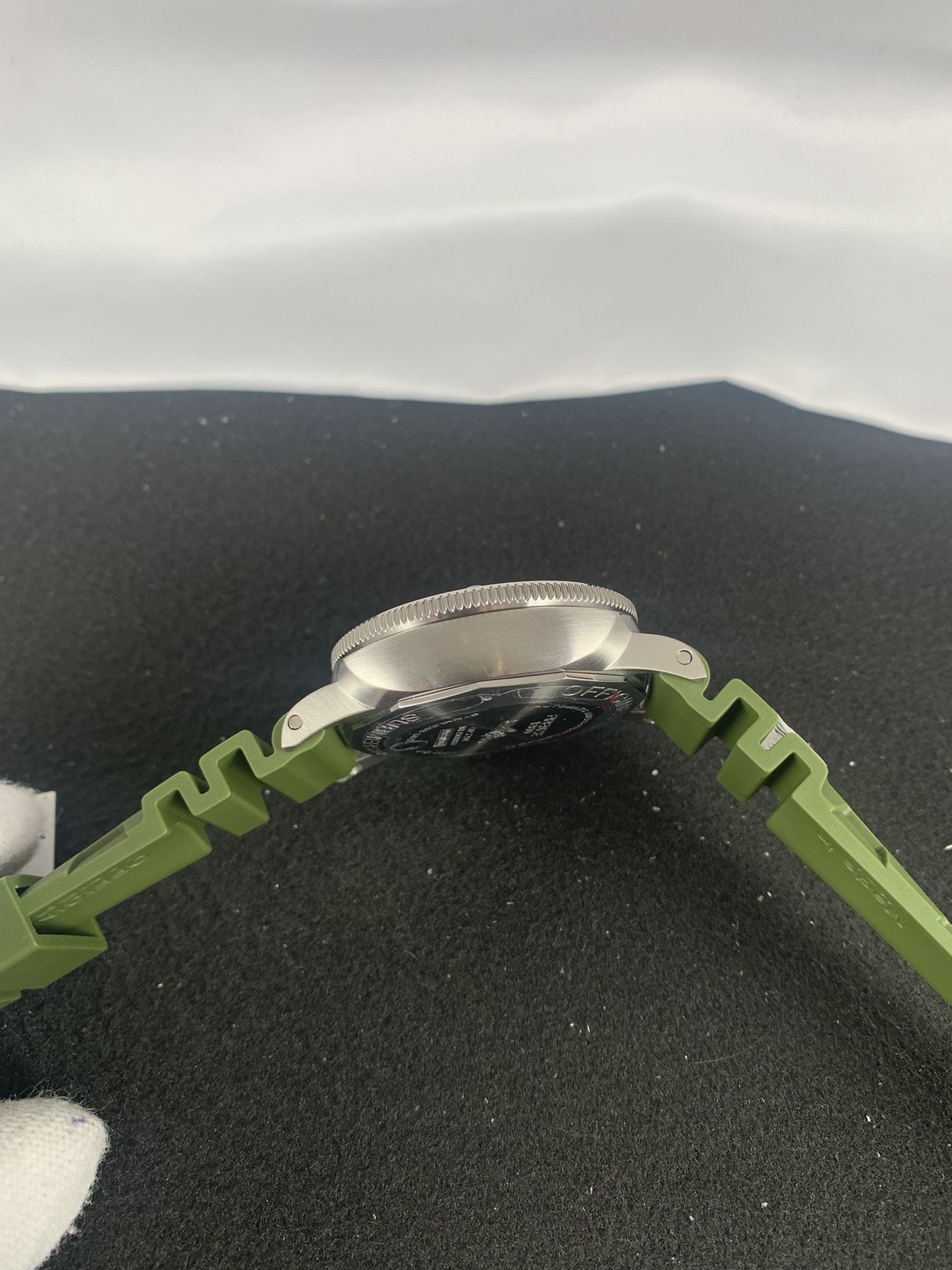 Replica Panerai Men Luminor PAM01055 6 Replica Panerai Men Luminor PAM01055