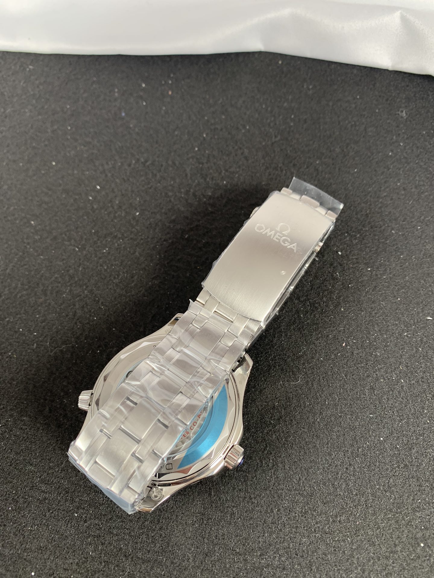 Replica Omega Men Seamaster Diver 210.30.42.20.04.001 6 Replica Omega Men Seamaster Diver 210.30.42.20.04.001