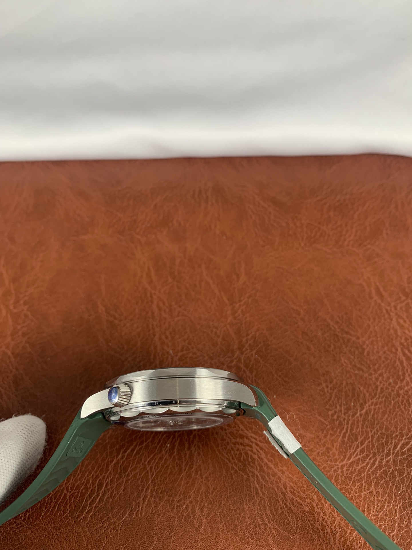 Replica Omega Men Seamaster Diver Green 300m Co-Axial