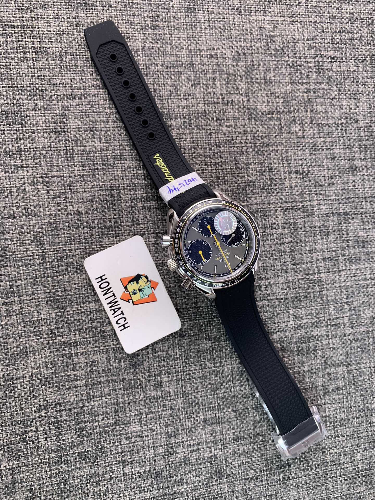 Replica Omega Men Speedmaster 326.32.40.50.01.002