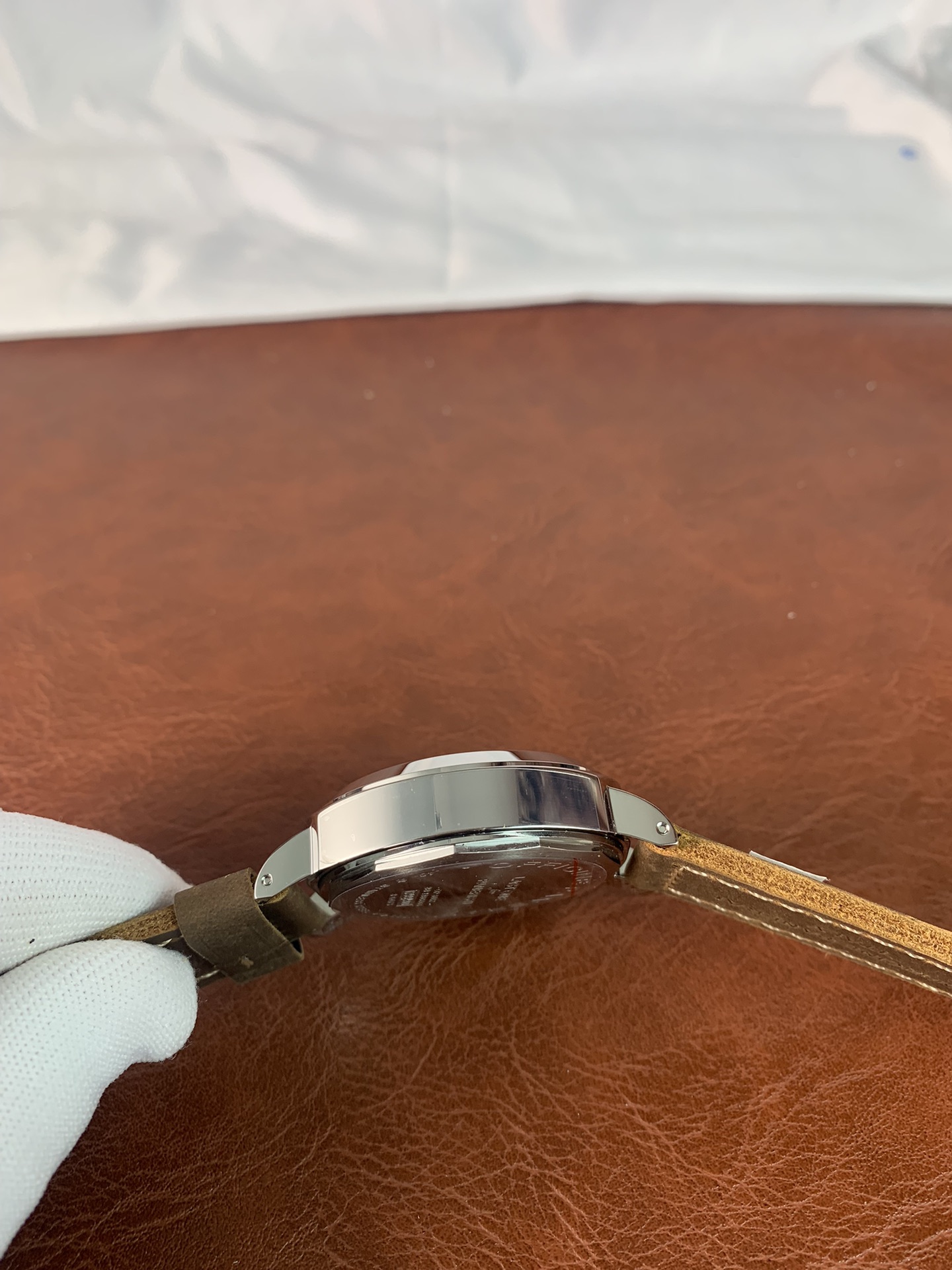 Replica Panerai Men Luminor PAM00911 6 Replica Panerai Men Luminor PAM00911