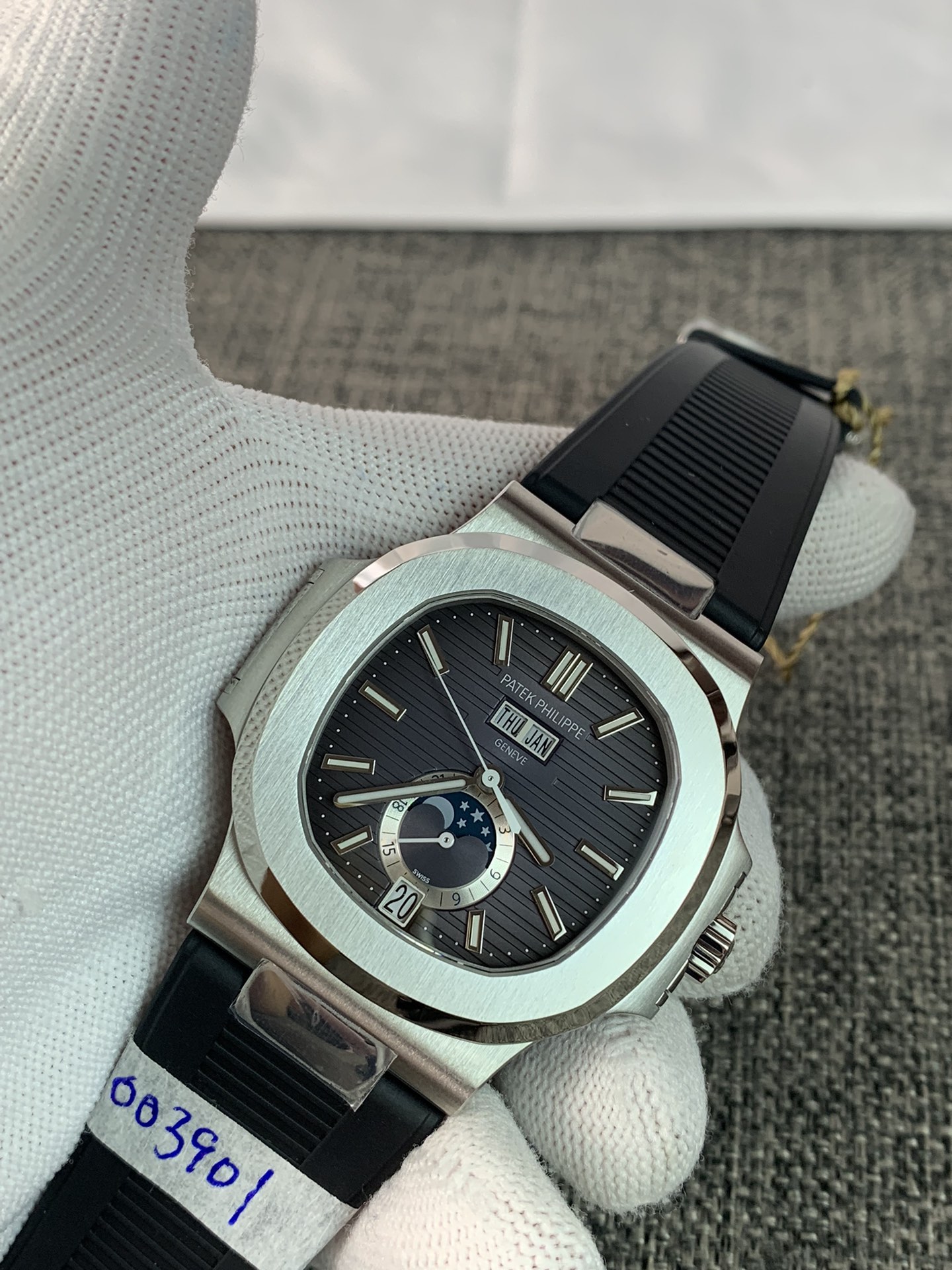 Replica Patek Philippe Men Nautilus Annual Calendar 5726A-001