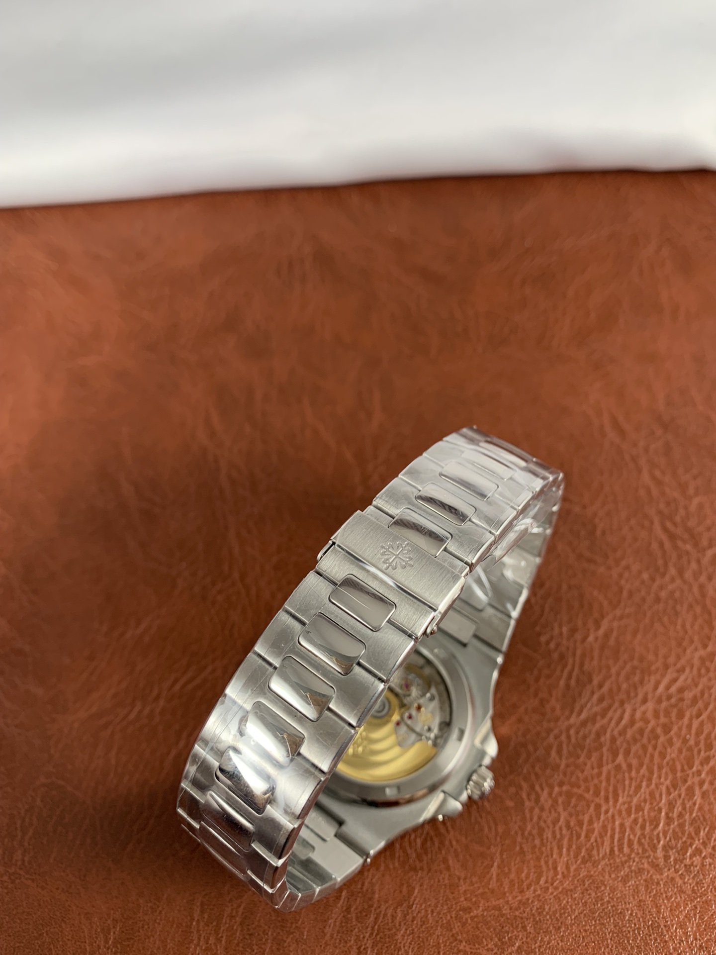 Replica Patek Philippe Men 5711