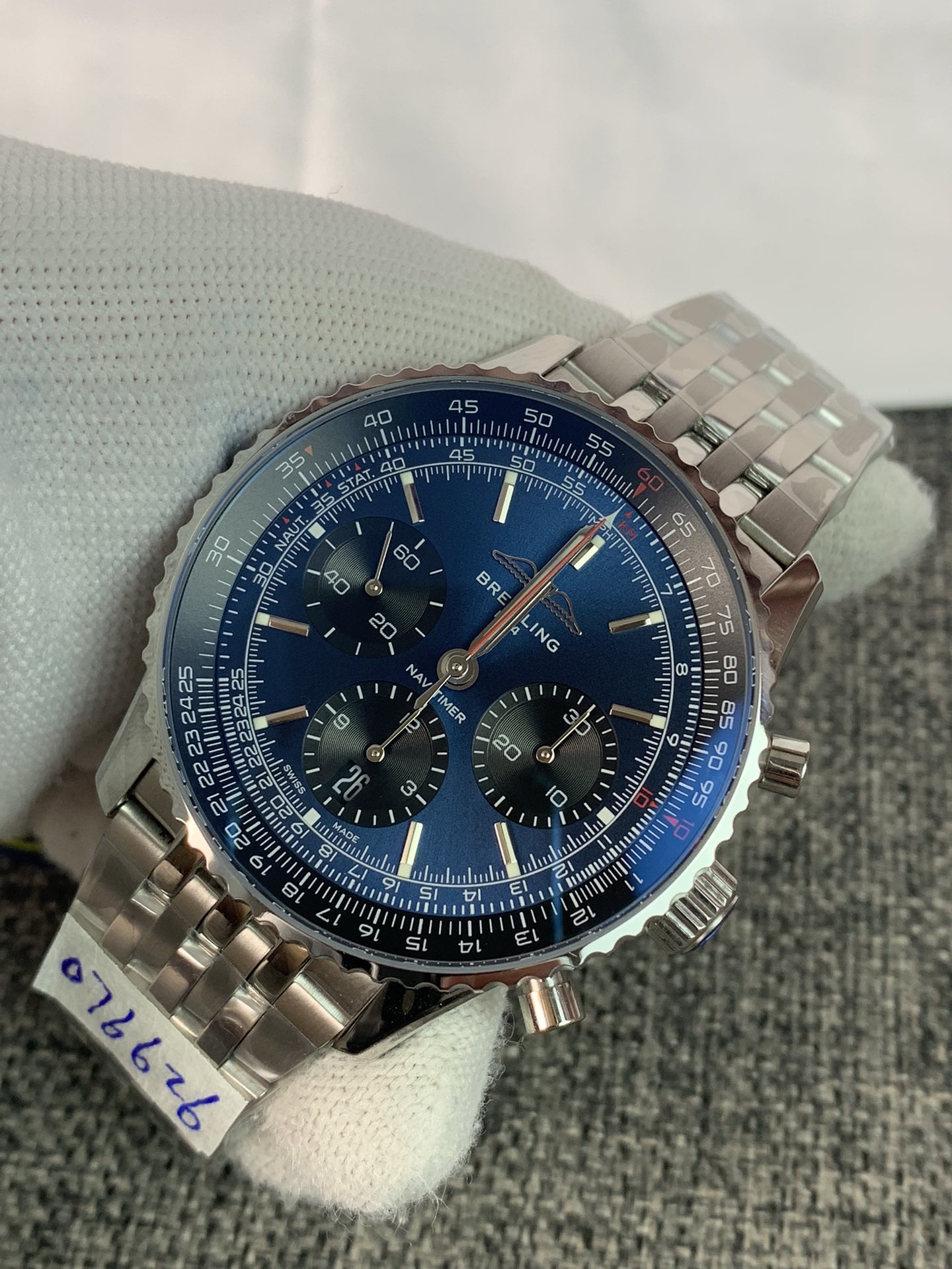Replica Breitling Men Navitimer AB0121211G1P1
