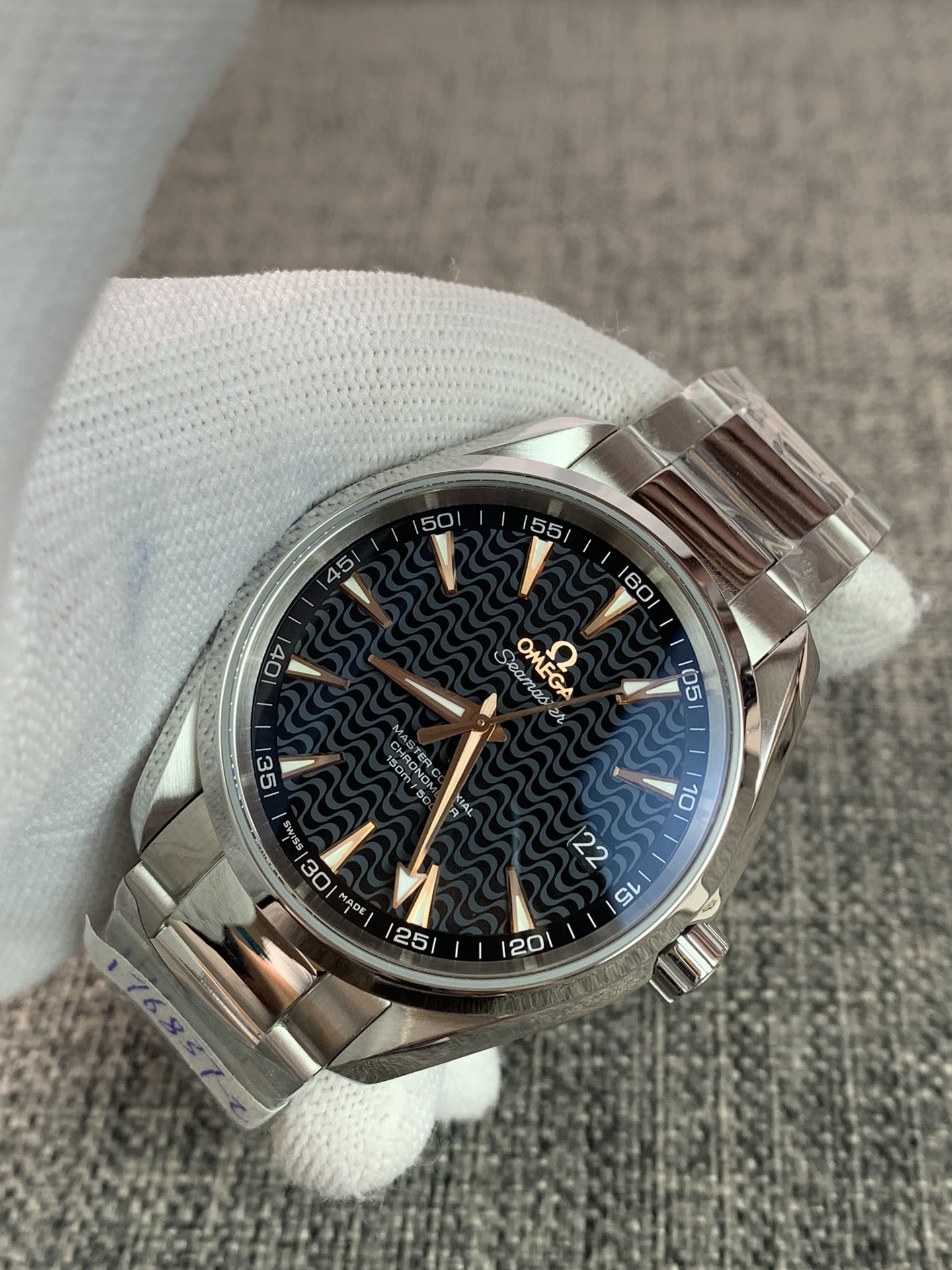 Replica Omega men Omega Aqua Terra 150M 231.10.42.21.01.006