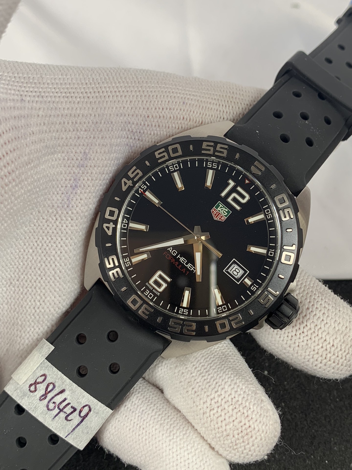 Replica Tag Heuer Men Formula 1 Ref. WAZ1018.BA0842