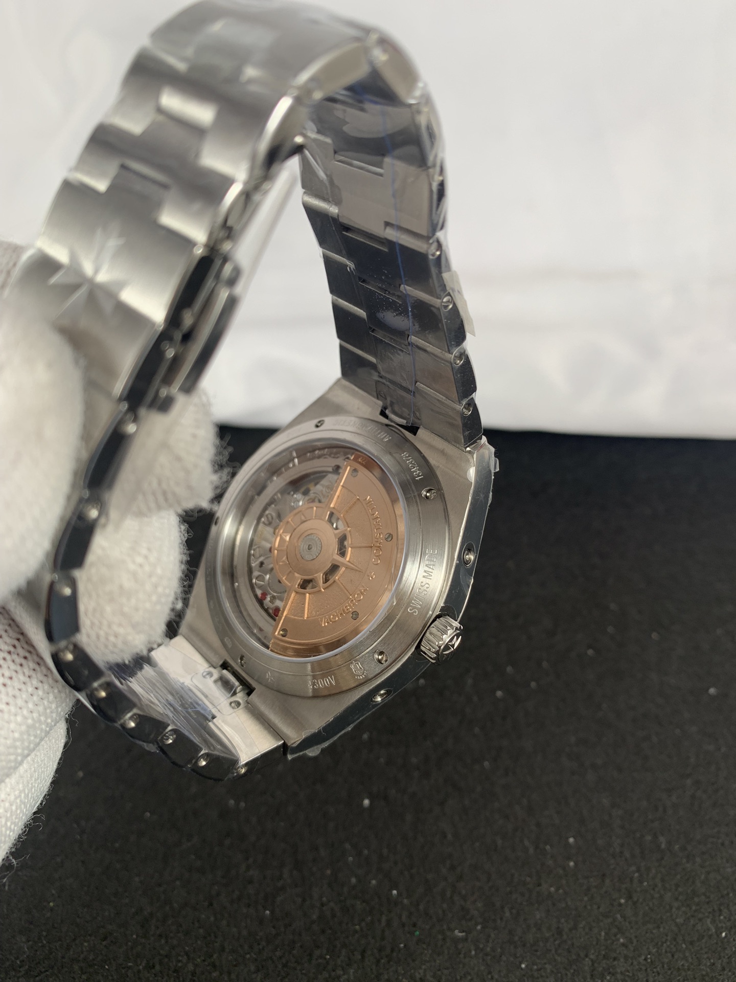 Replica Vacheron Constantin Mens 4300V/120G-B102