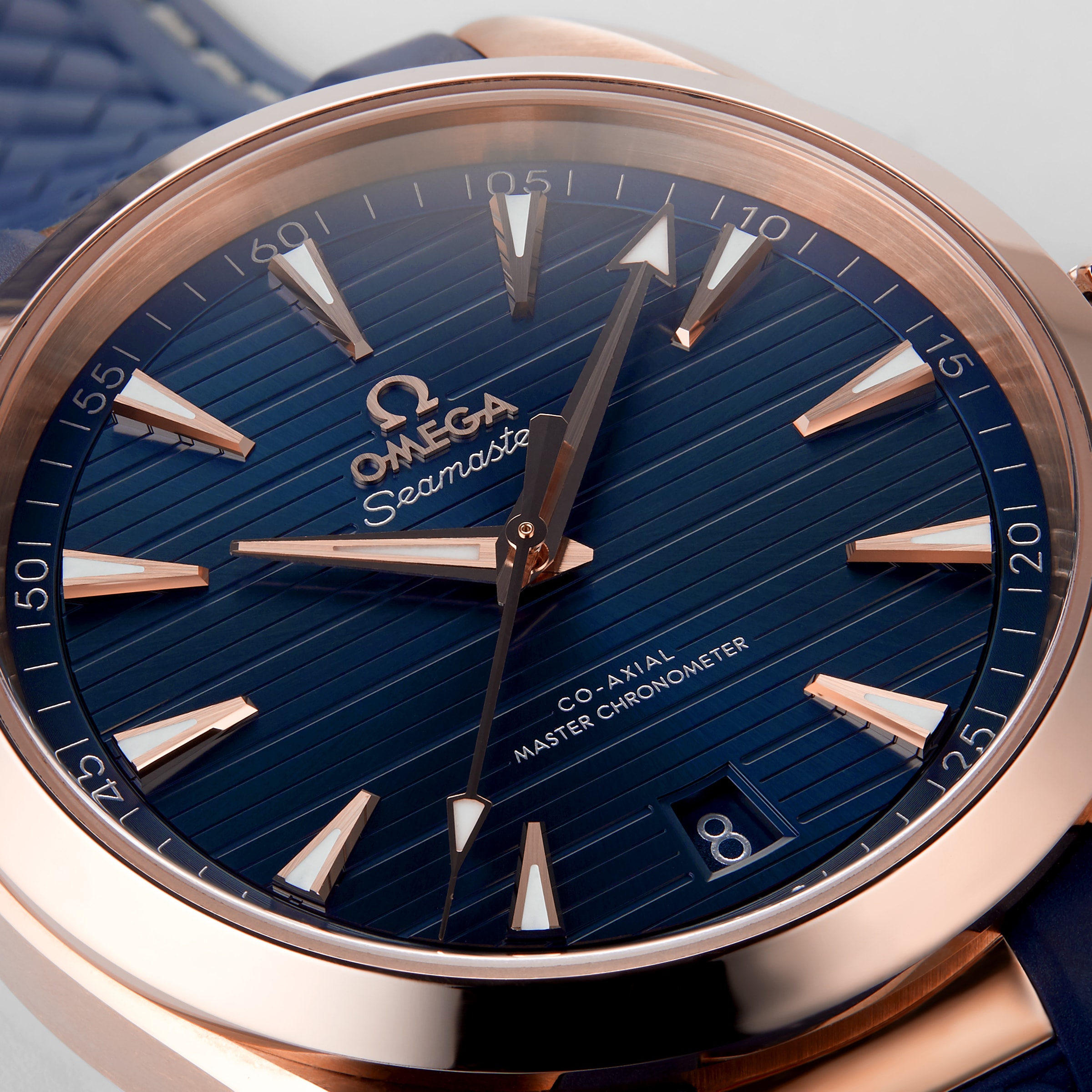 Replica Omega Seamaster Aquaterra 41 Mens details O22052412103001