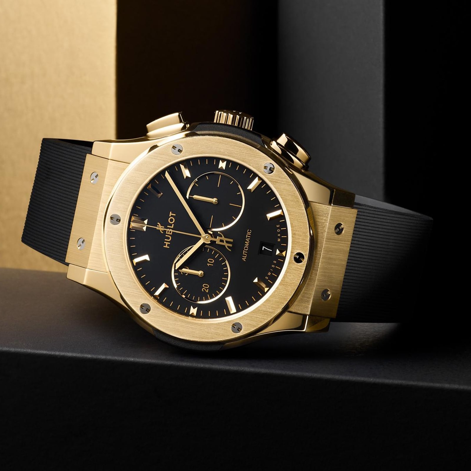 Replica Hublot Classic Fusion Yellow Gold 42mm 541.VX.1130.RX