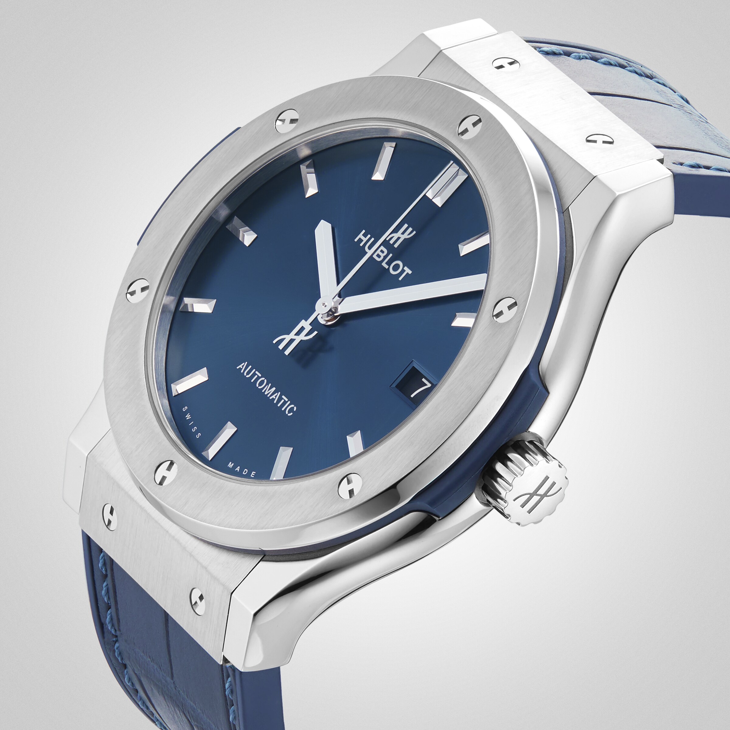 Replica Hublot Classic Fusion Blue Titanium 45mm 511.NX.7170.LR 6 Replica Hublot Classic Fusion Blue Titanium 45mm 511.NX.7170.LR