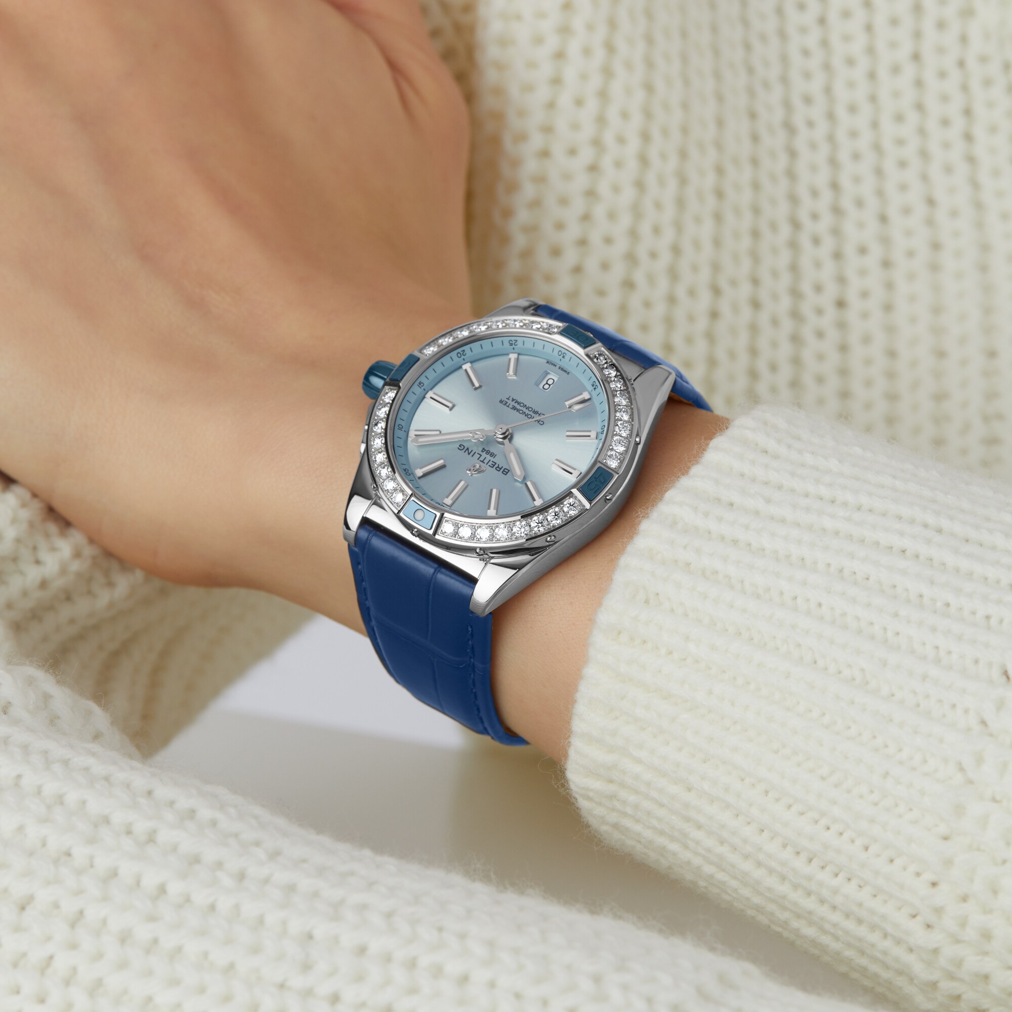 Replica Breitling Super Chronomat Automatic 38 Blue Leather Strap details A17356531C1P1