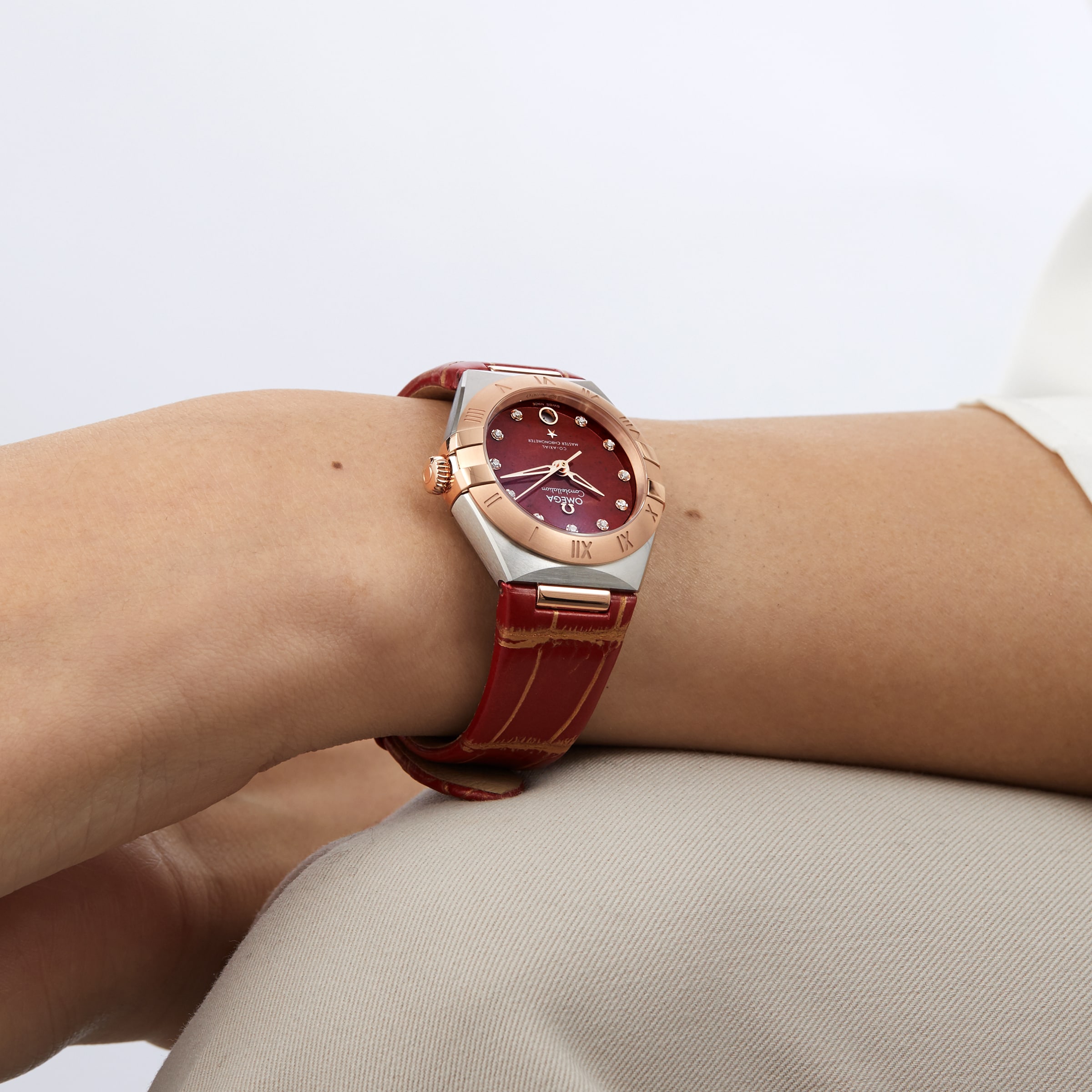 Replica Omega Constellation Co-Axial Master Chronometer 29mm Ladies details Red O13123292099002 6 Replica Omega Constellation Co-Axial Master Chronometer 29mm Ladies details Red O13123292099002