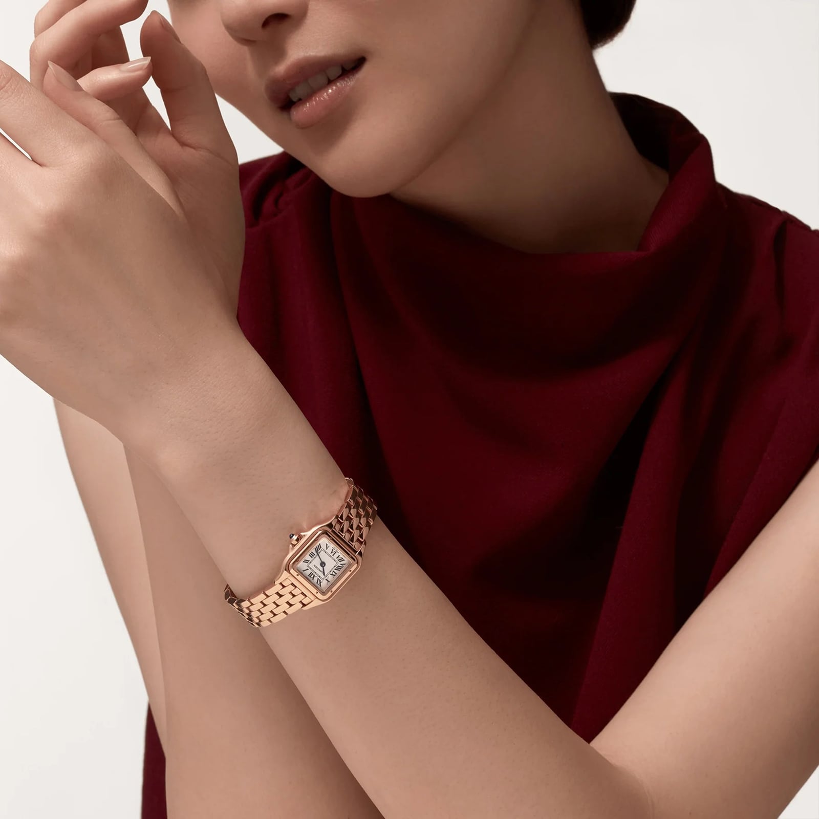 Replica Cartier Panthere de Cartier details small model quartz movement. Case in rose gold 750/1000 dimensions: 23 mm x 30 mm WGPN0040 6 Replica Cartier Panthere de Cartier details small model quartz movement. Case in rose gold 750/1000 dimensions: 23 mm x 30 mm WGPN0040