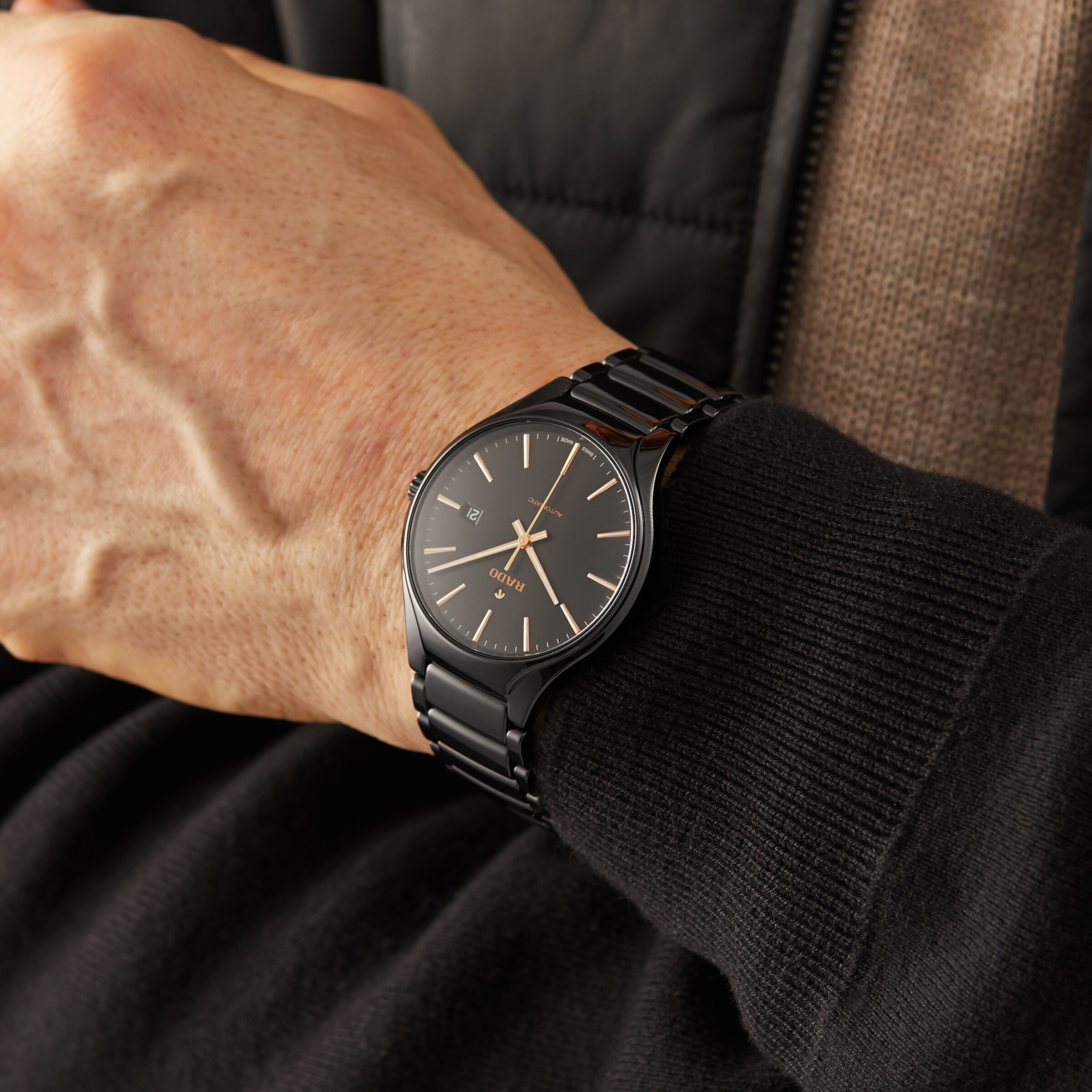 Replica Rado True 40mm Unisex details R27056162