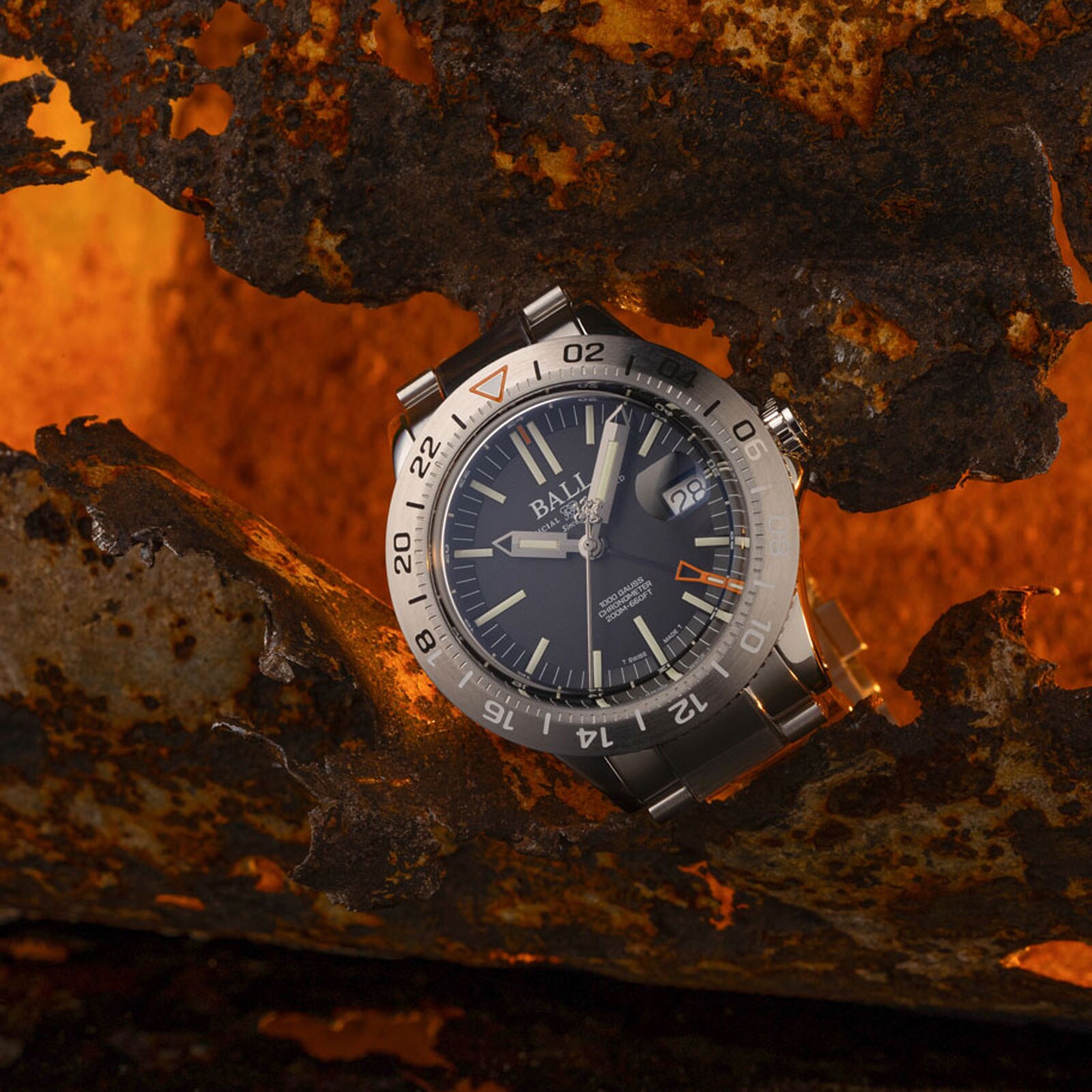 Replica BALL Engineer III Outlier 40mm Limited Edition Mens details Black DG9000B-S1C-BK