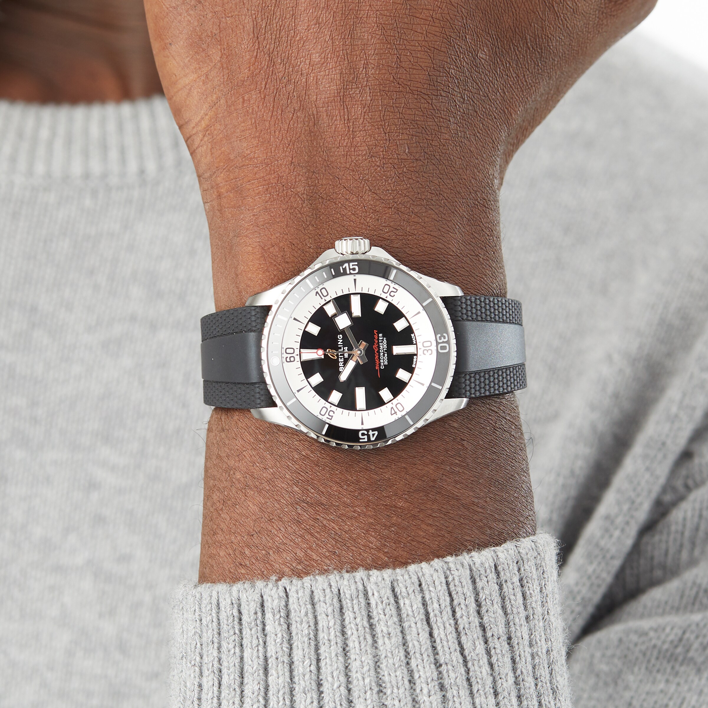 Replica Breitling Superocean Automatic 42 Stainless Steel Rubber Strap details A17375211B1S1