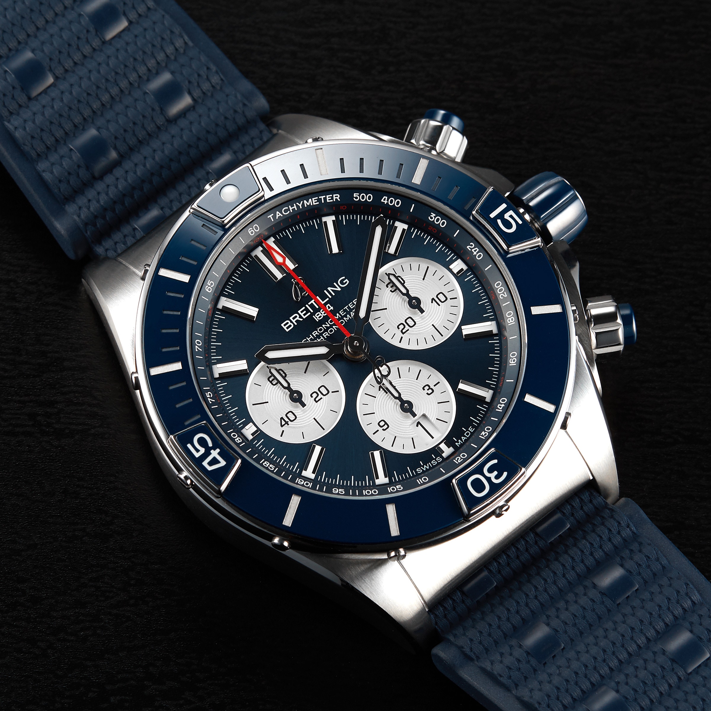 Replica Breitling Super Chronomat B01 44 Rubber Strap details AB0136161C1S1