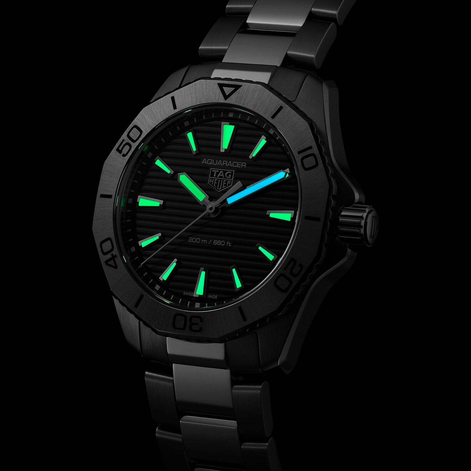 Replica TAG Heuer Aquaracer Professional 200 40mm Mens details WBP1110.BA0627