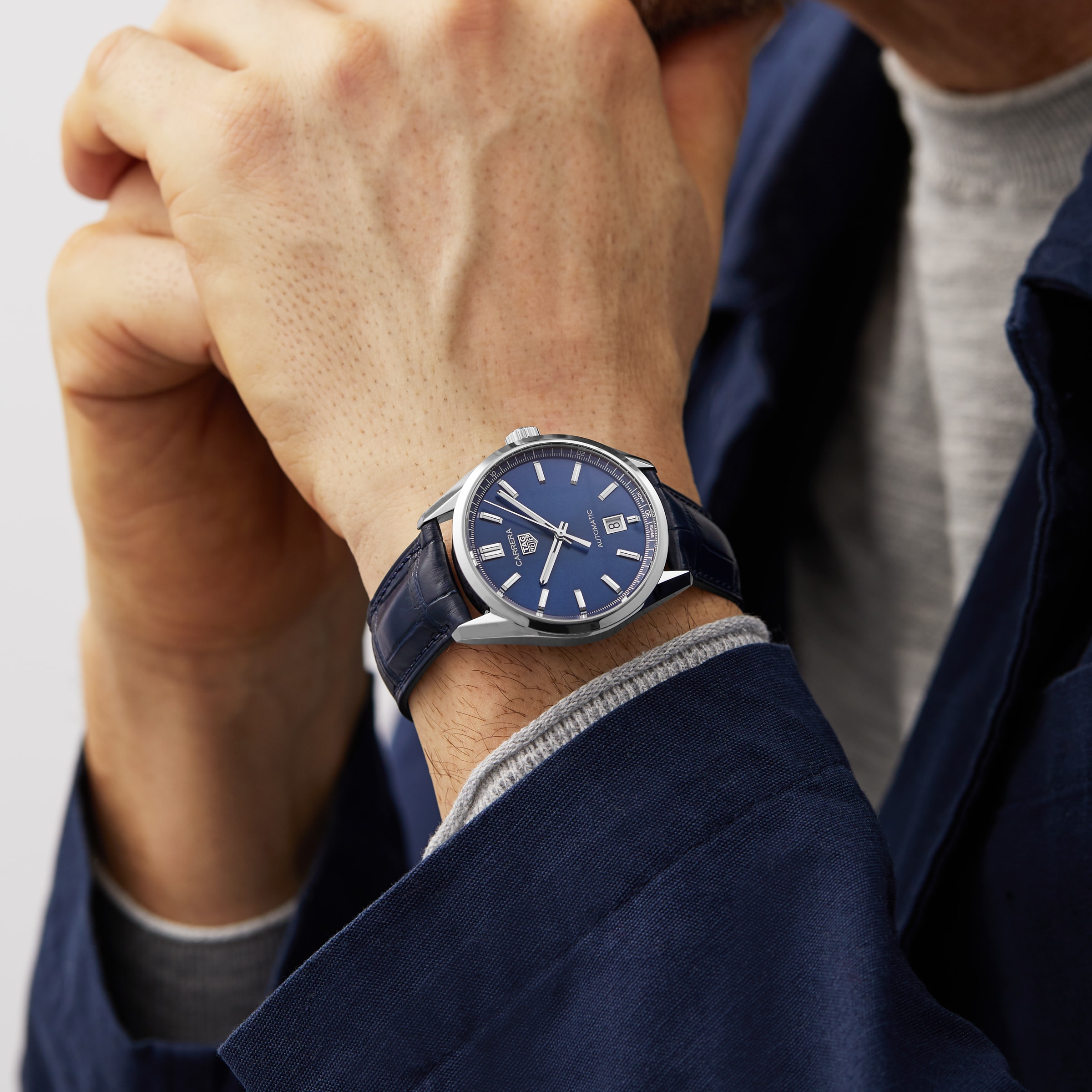 Replica TAG Heuer Carrera Three - Hand Automatic Mens 39mm details WBN2112.FC6504 6 Replica TAG Heuer Carrera Three - Hand Automatic Mens 39mm details WBN2112.FC6504