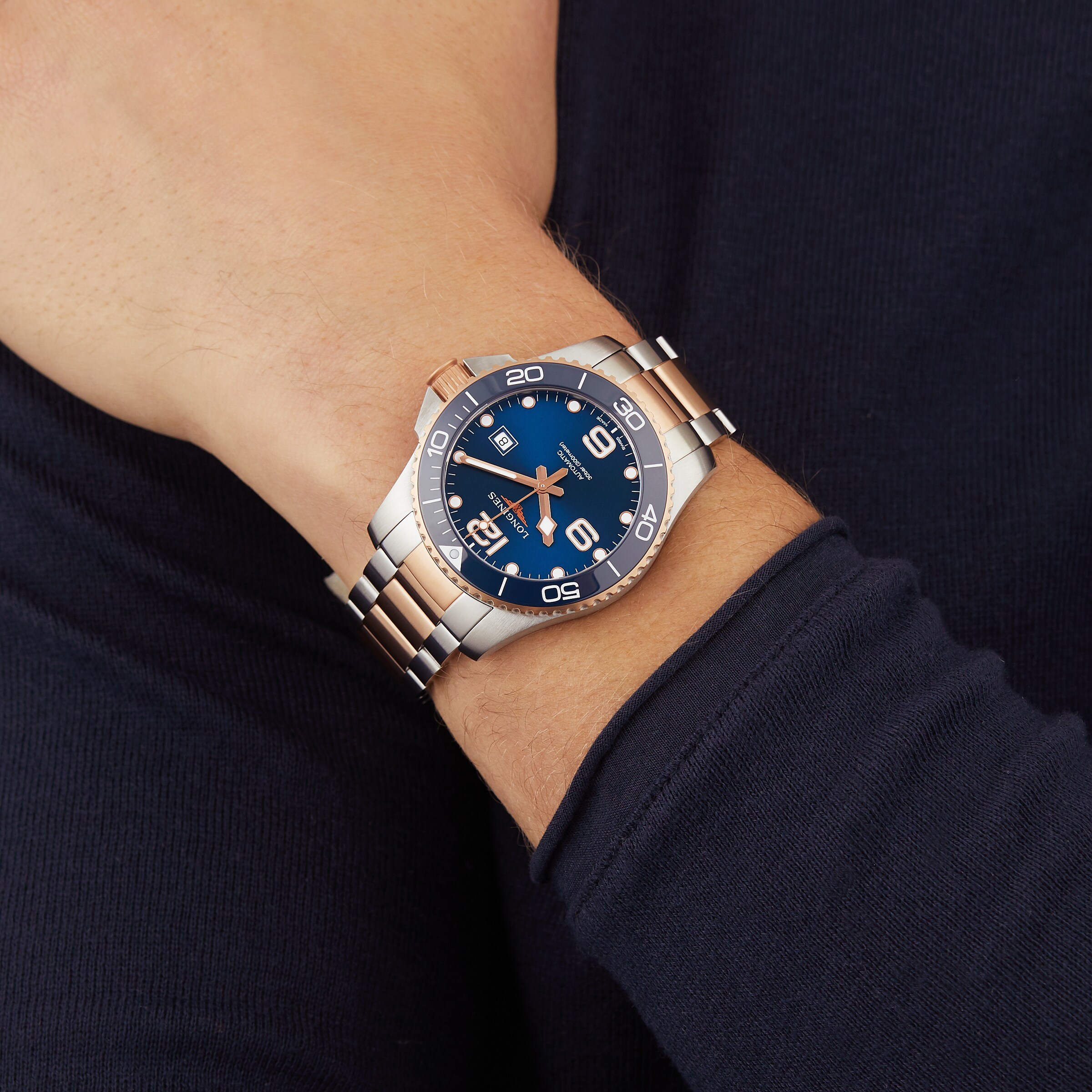 Replica Longines HydroConquest 43mm Mens details Sunray Blue L37823987 6 Replica Longines HydroConquest 43mm Mens details Sunray Blue L37823987