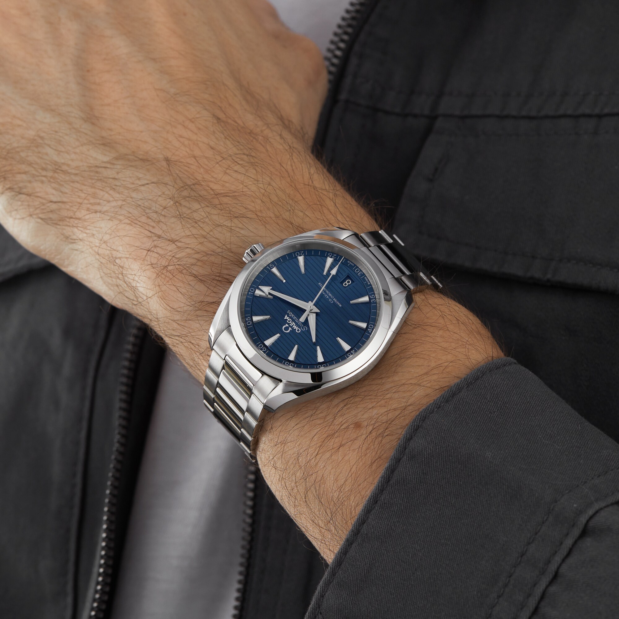 Replica Omega Seamaster Aqua Terra Co-Axial Blue 41mm Mens details O22010412103004