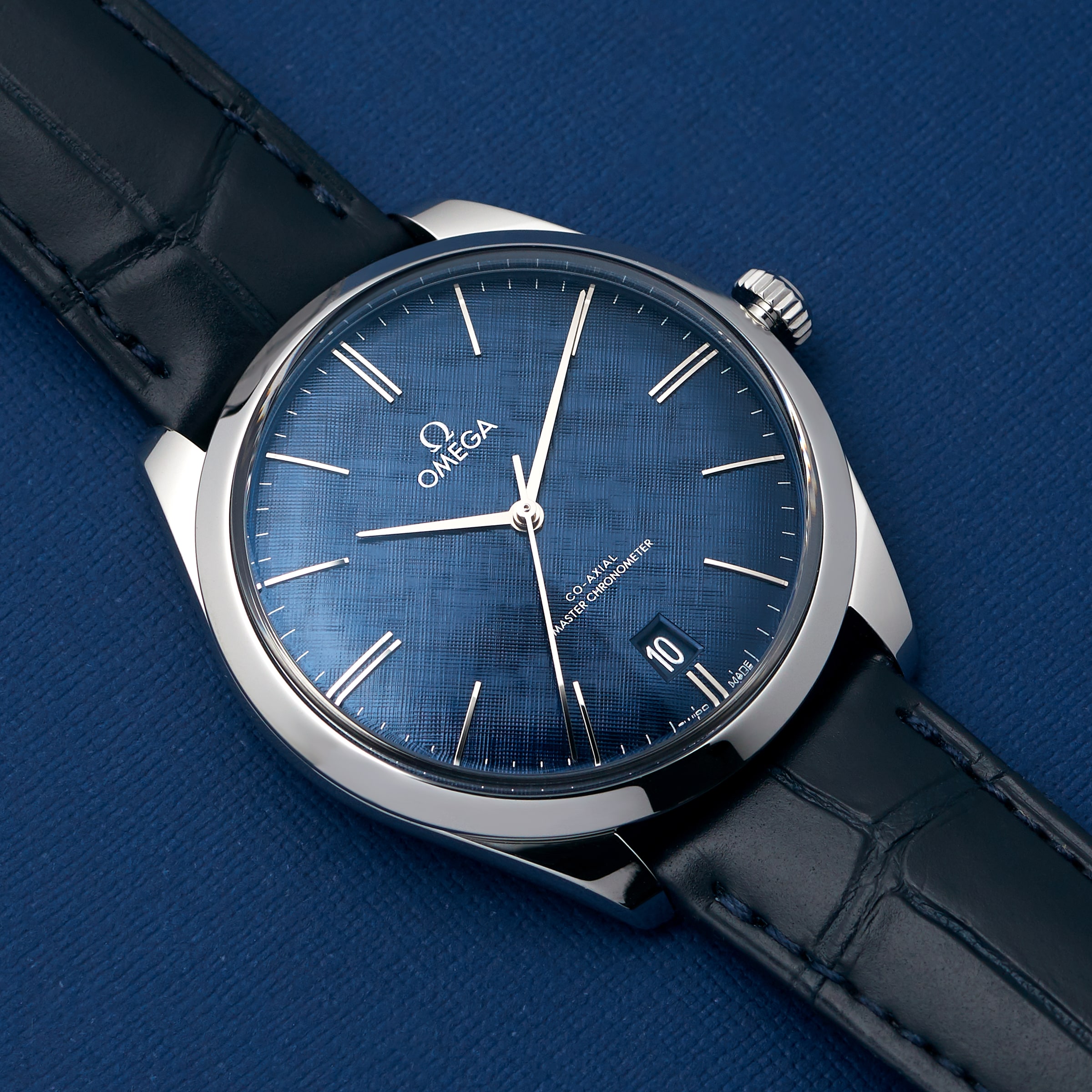 Replica Omega De Ville Tresor Co-Axial 40 mm Mens details O43513402103001 6 Replica Omega De Ville Tresor Co-Axial 40 mm Mens details O43513402103001