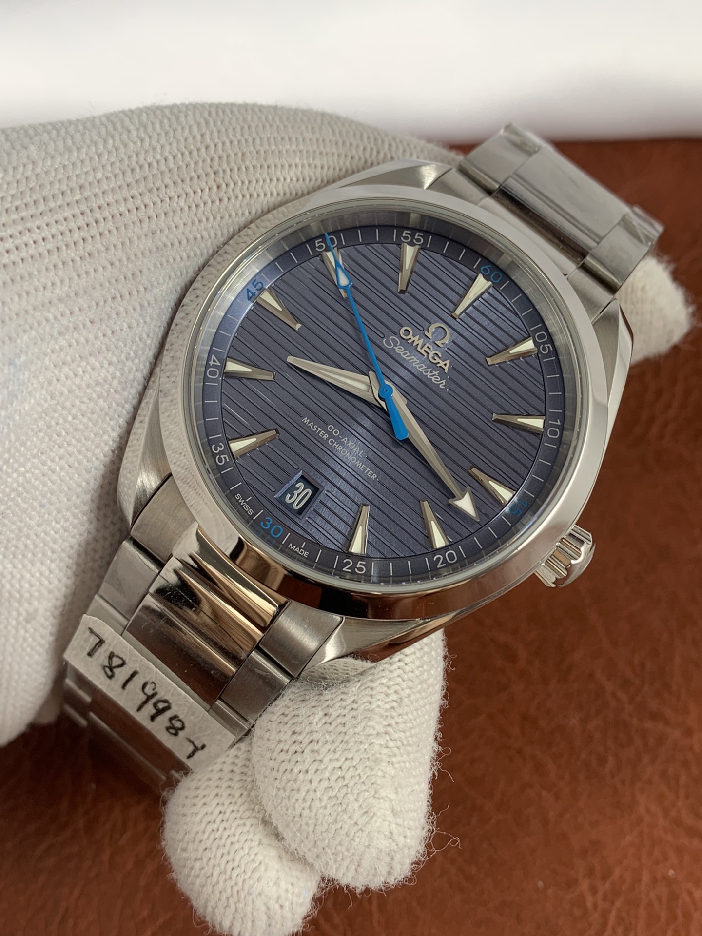 Replica Omega Men 231.10.42.21.03.001 7 Replica Omega Men 231.10.42.21.03.001