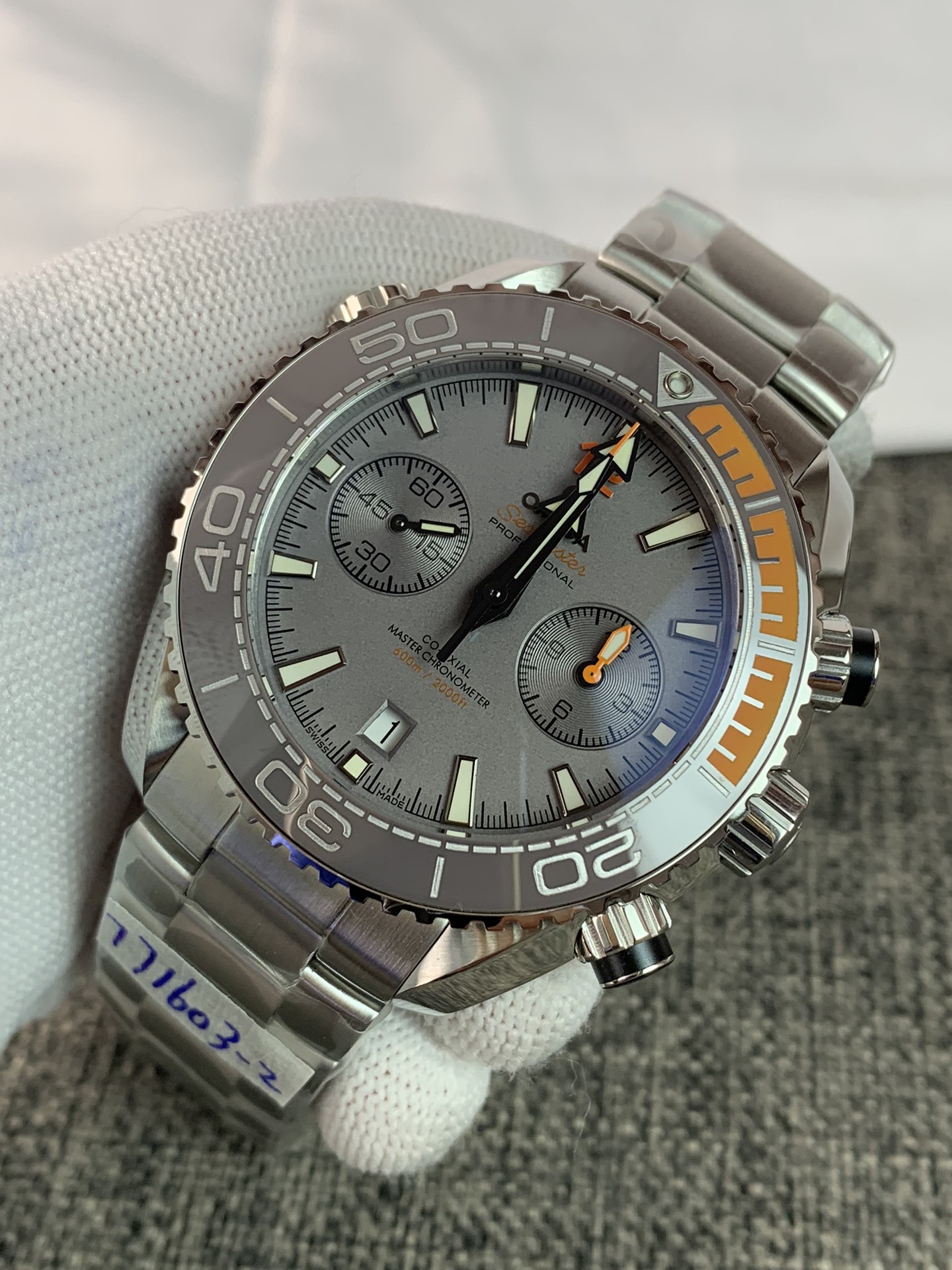 Replica Omega Men Planet Ocean 215.90.46.51.99.001