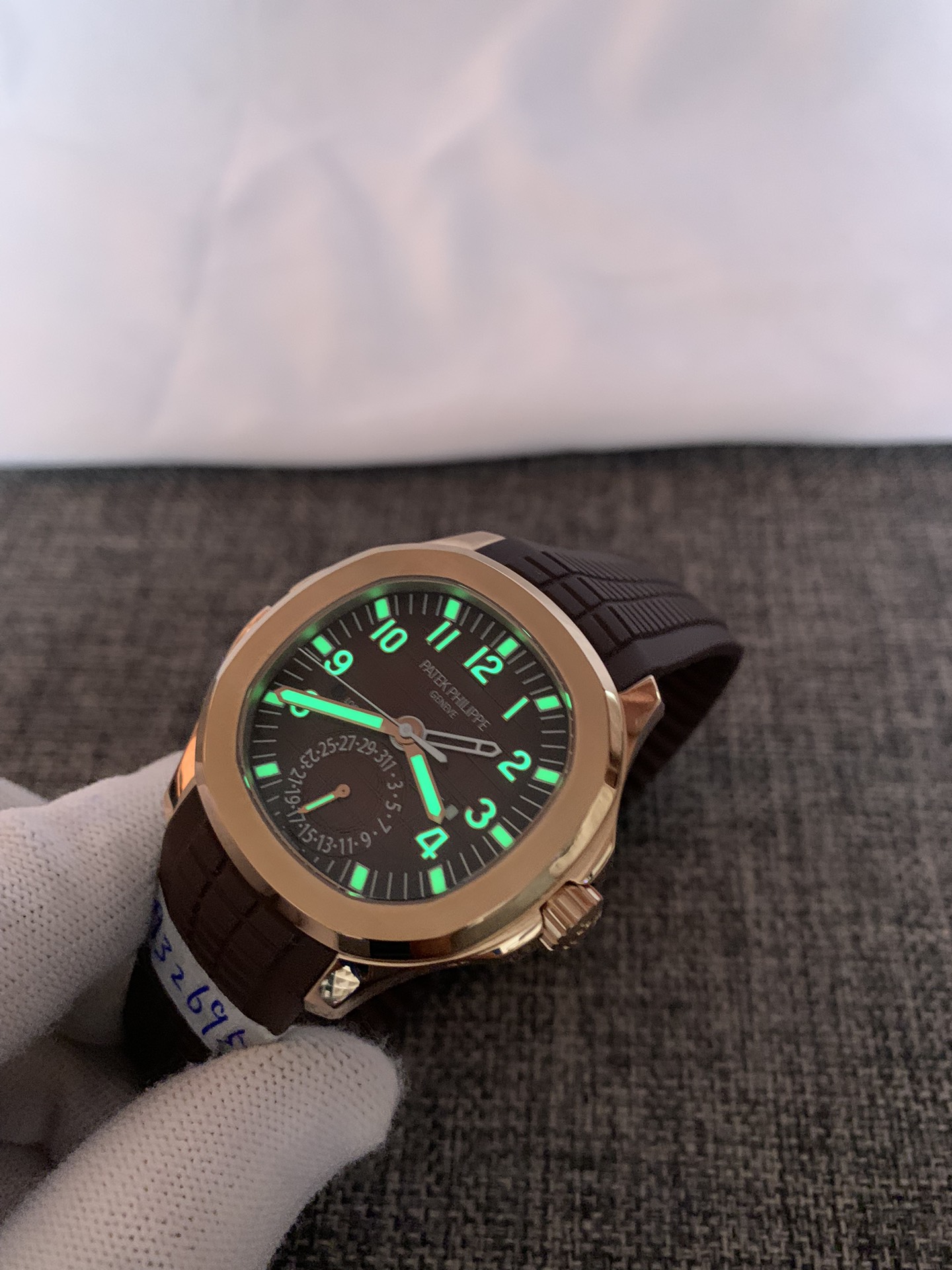 Replica Patek Philippe Men Aquanaut Ref.5164R-001
