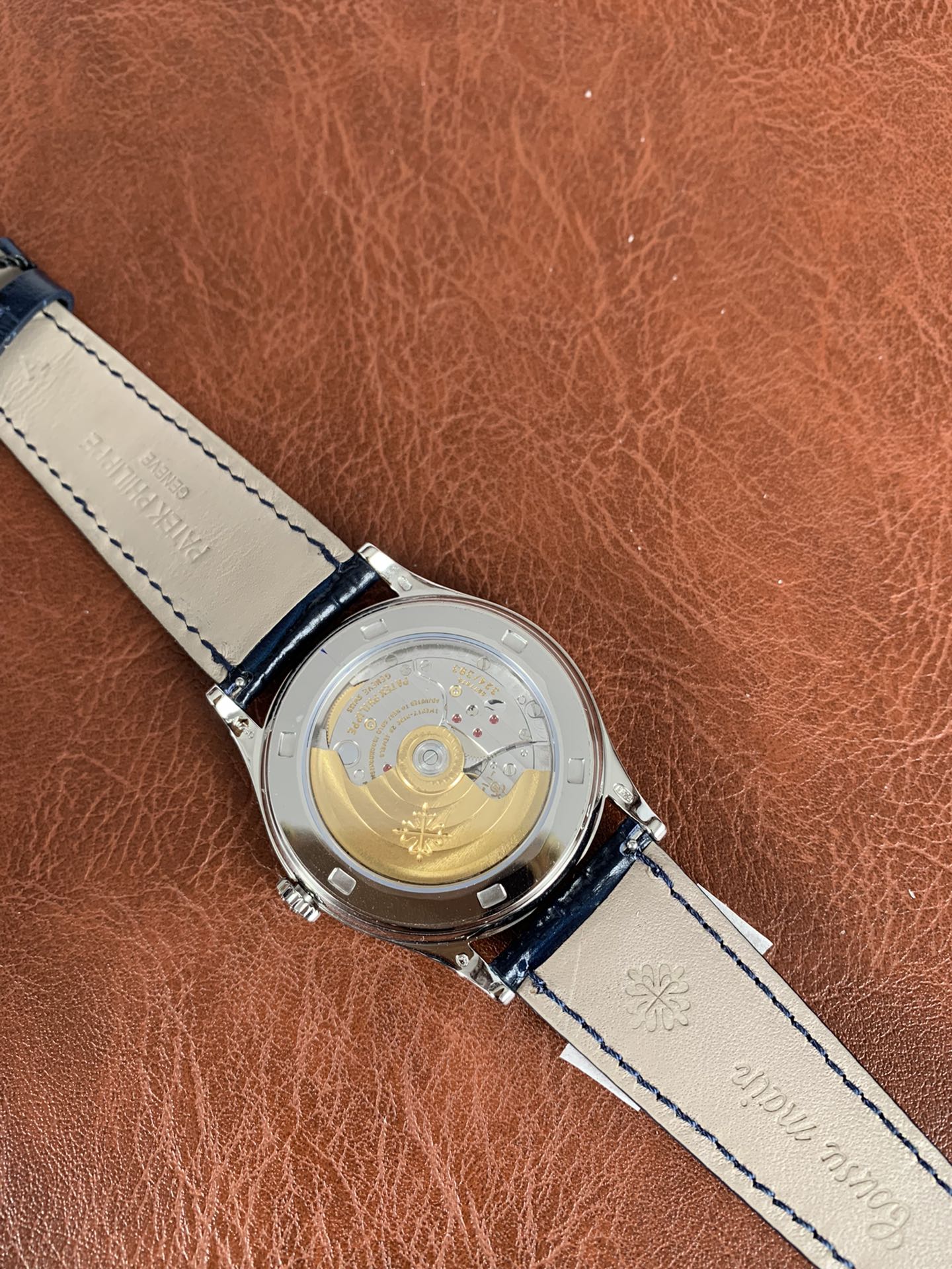 Replica Patek Philippe Men Calatrava Ref.5296G