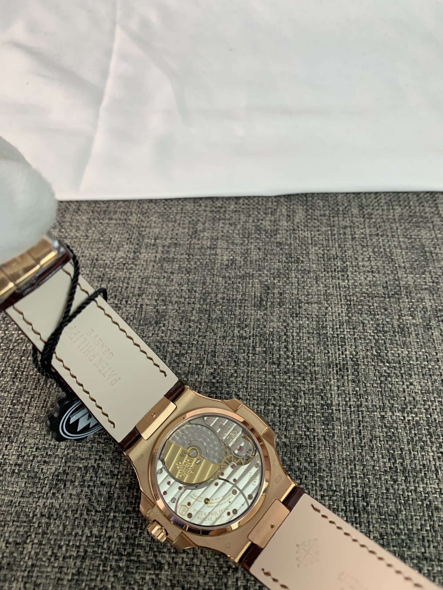 Replica Patek Philippe Men Nautilus Annual Calendar 5712R-001