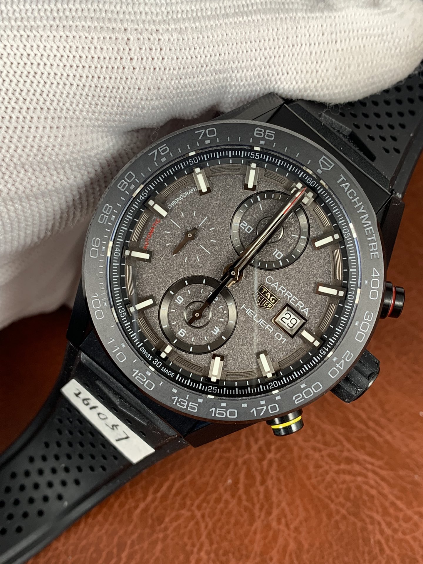 Replica Tag Heuer Men Carrera Calibre Heuer 01 Chronograph CAR201J.FT6087 7 Replica Tag Heuer Men Carrera Calibre Heuer 01 Chronograph CAR201J.FT6087