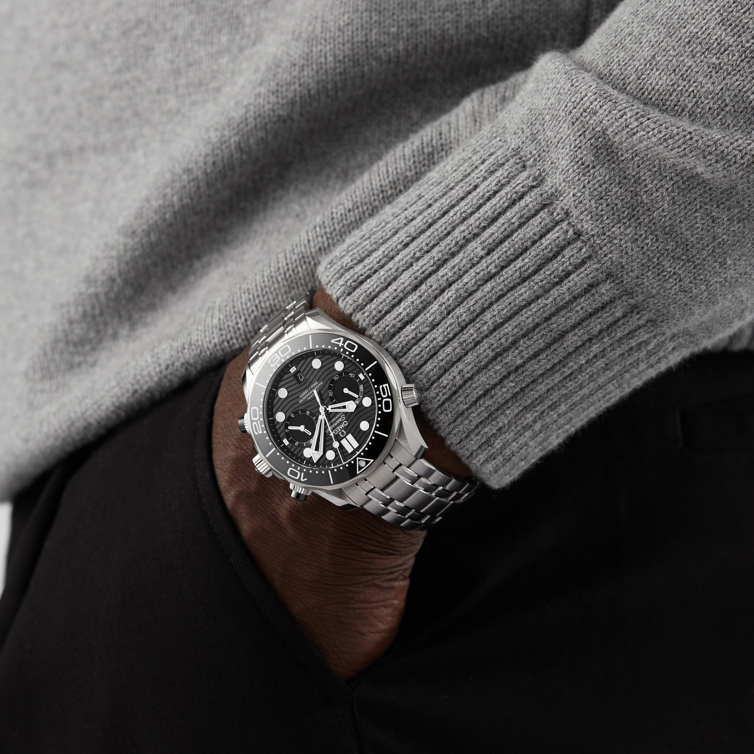 Replica Omega Co-Axial Master 44mm Mens details O21030445101001 7 Replica Omega Co-Axial Master 44mm Mens details O21030445101001