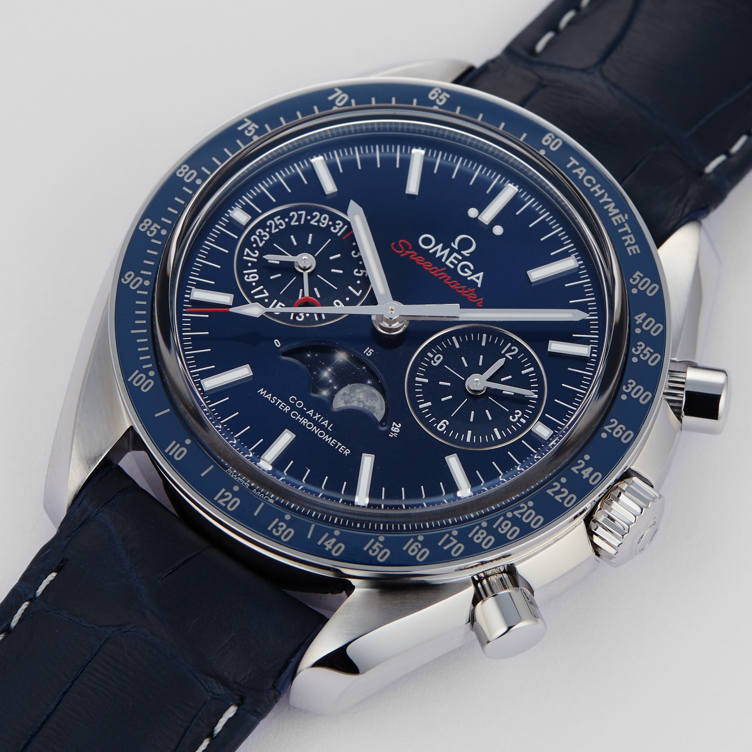 Replica Omega Speedmaster Moonphase Co-Axial Master Chronometer Chronograph Mens details O30433445203001