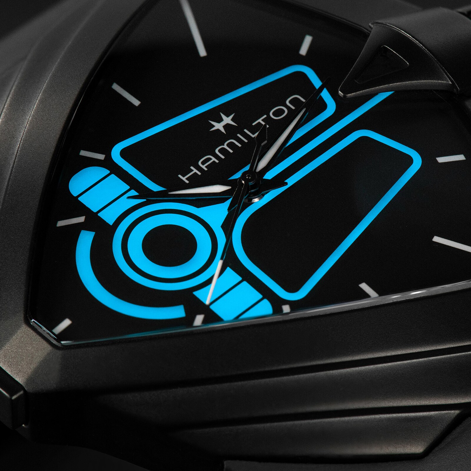Replica Hamilton Ventura XXL Bright Dune 52mm X 47.6mm Limited Edition Mens details Black H24614330 7 Replica Hamilton Ventura XXL Bright Dune 52mm X 47.6mm Limited Edition Mens details Black H24614330